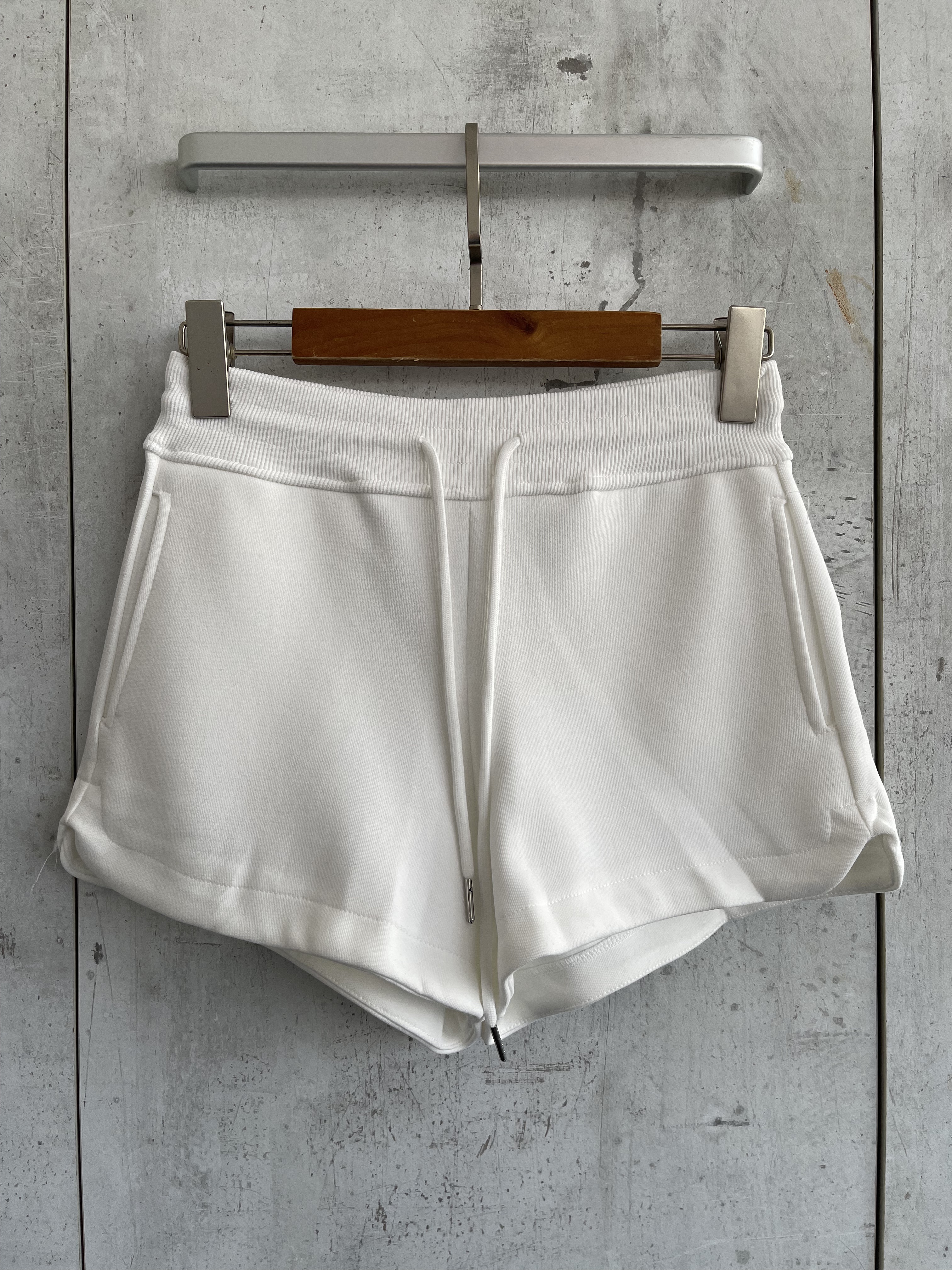 613 Sorayay Sporty Shorts W Adjustable Sash (S Size: UW 32-48cm, H 45-52cm, L 30cm; M Size: UW 34-50cm, H 47-54cm, L 30cm)
