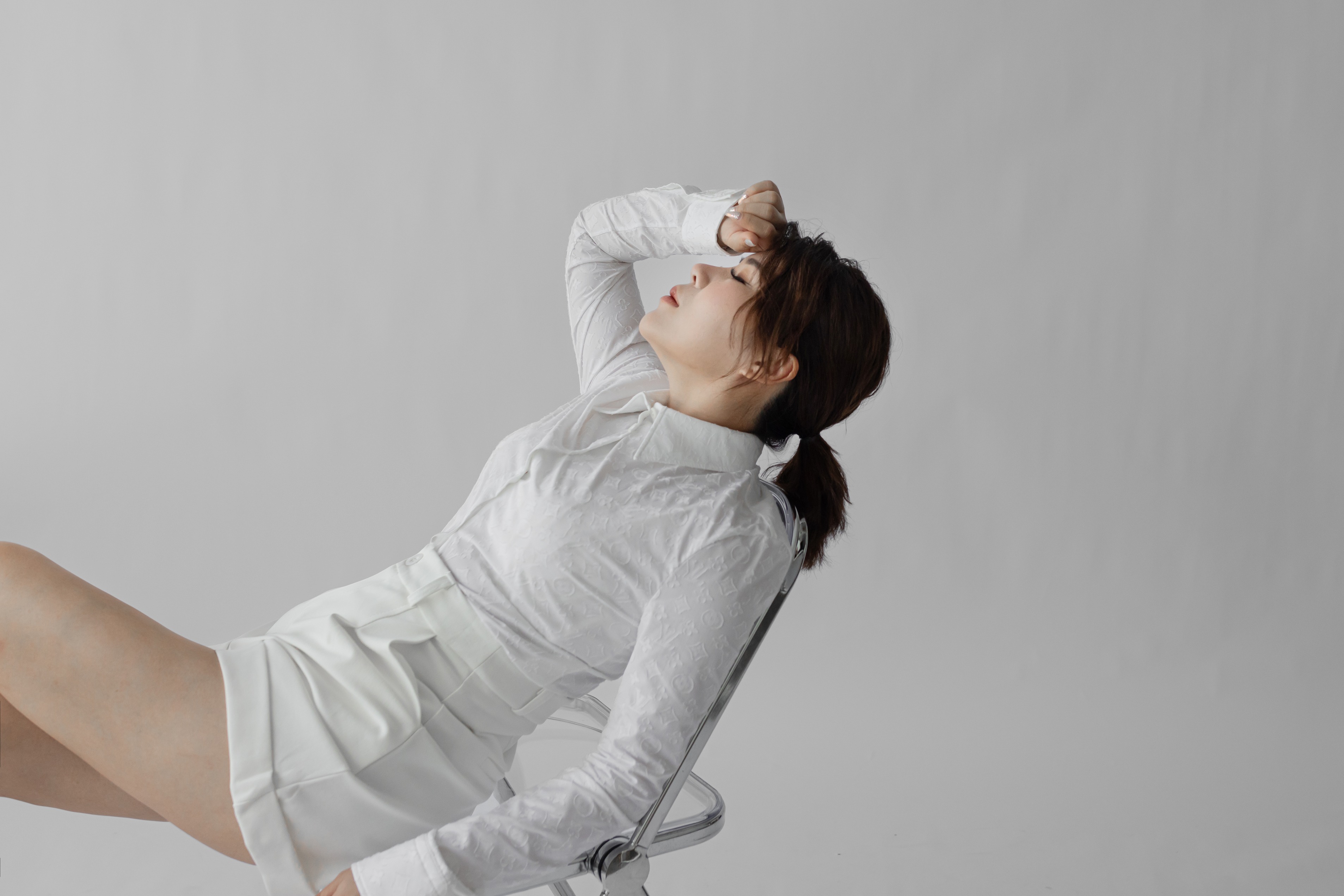 5982 Fabio Folded Hem Shorts W Pockets (XL Size: UW 35-36cm, H 39-58cm, L 35cm; 2XL Size: UW 37-38cm, H 42-54cm, L 35cm; 4XL Size: UW 40-41cm, H 44-56cm, L 36cm)