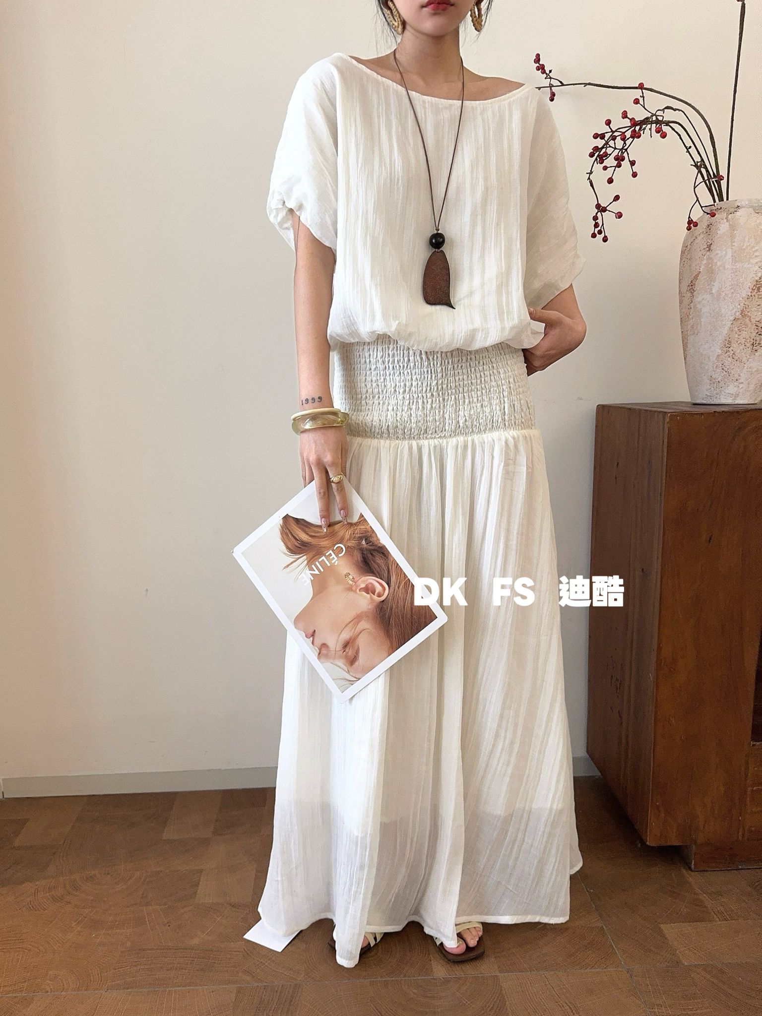 R8805 Laureline Linen Crop Top & Elastic Waist Skirt Set (Top: B 60cm; L 45cm, Bottom: UW 36-52cm; H FS; L 94cm)