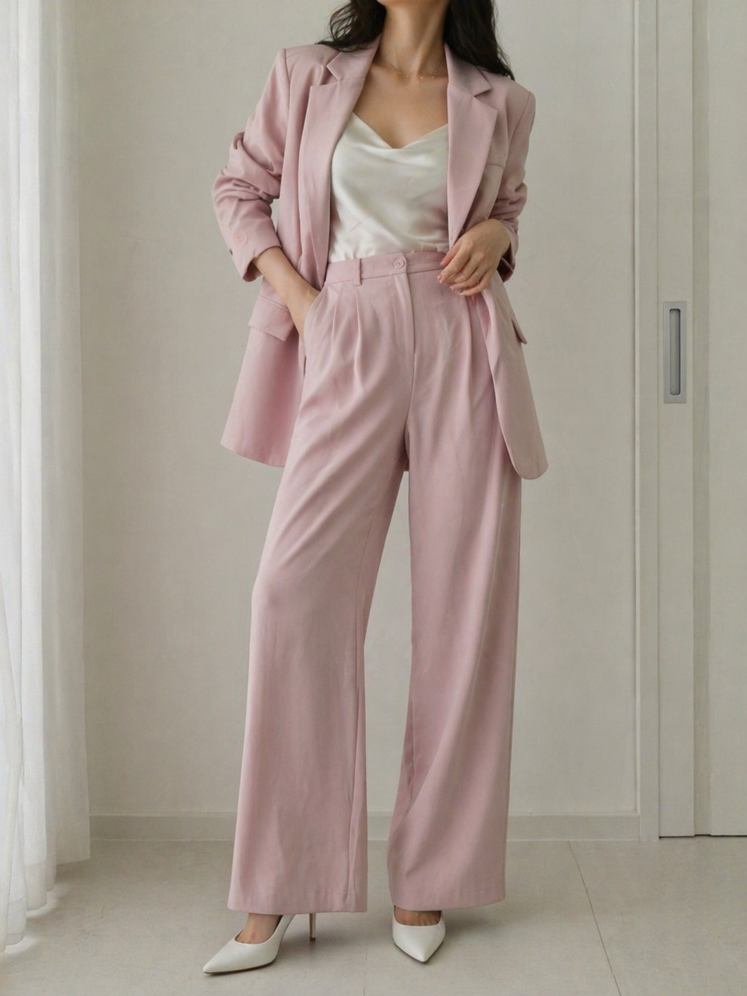 9968 Bennett Back Slit Blazer w Lace Lining & Tailored Pants Set (Top: B 55cm; L 69cm, Bottom: UW 35-42cm; H 50-58cm; L 111cm)