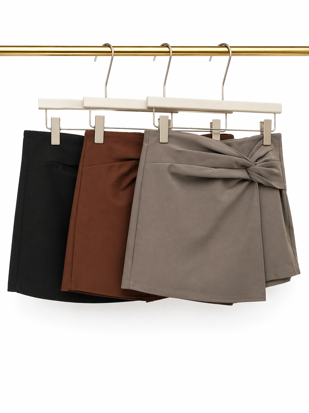 2603 Tristine Front Twist Skorts (M Size: UW 35-42cm; H 39-50cm; L 37cm, L Size: UW 37-46cm; H 41-54cm; L 37cm, XL Size: UW 39-50cm; H 44-58cm; L 38cm)