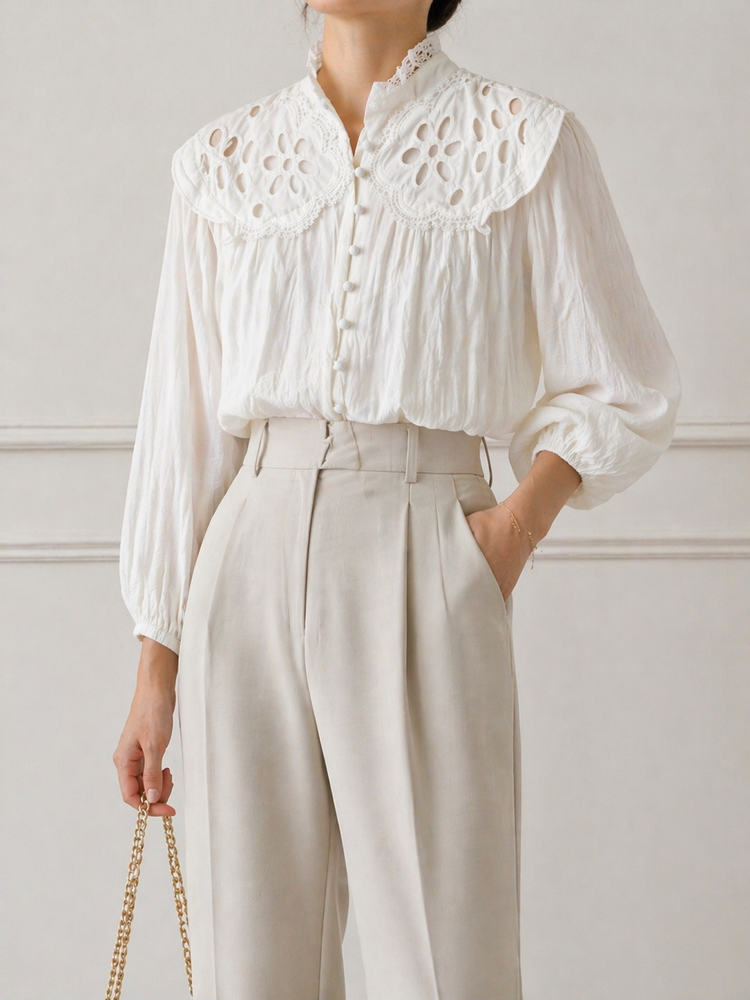 9390 Emberlyn Eyelet Shoulder Elastic Cuff Shirt (B 54cm; L 58cm)
