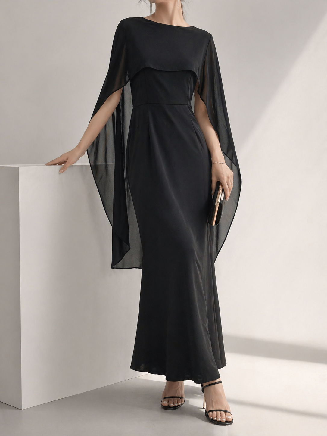 8908 Sabelle Chiffon Neck Sash Sleeveless Satin Dress (B 42cm; UW 36cm; H 50cm; L 127cm)