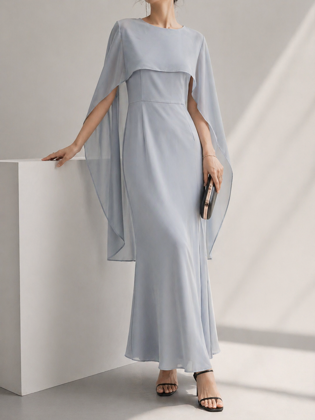 8908 Sabelle Chiffon Neck Sash Sleeveless Satin Dress (B 42cm; UW 36cm; H 50cm; L 127cm)