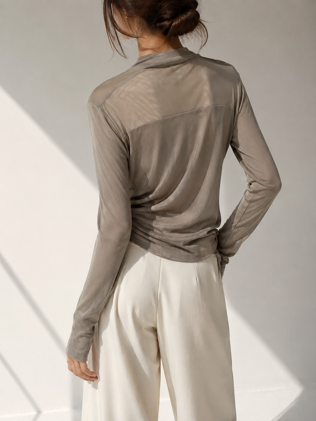 505 Maisie High Neck Long Sleeve Mesh Top (B 41-51cm; L 58cm)