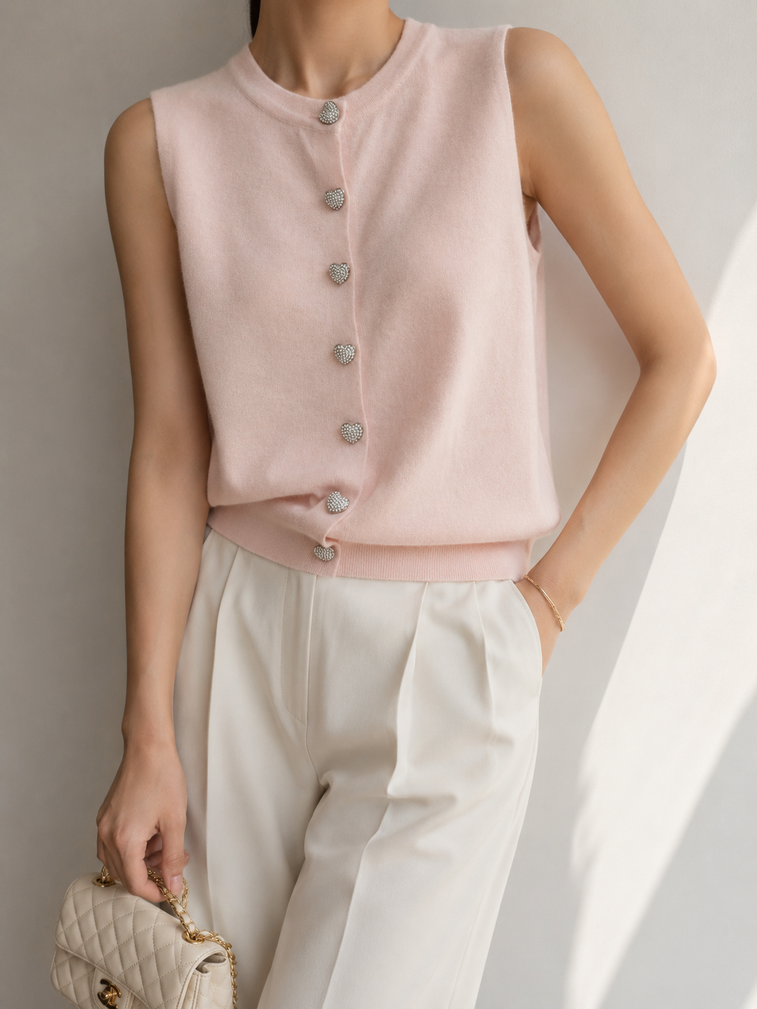 377 Raylan Heart Rhinestone Button-Down Knit Top (B 40-49cm; L 48cm)