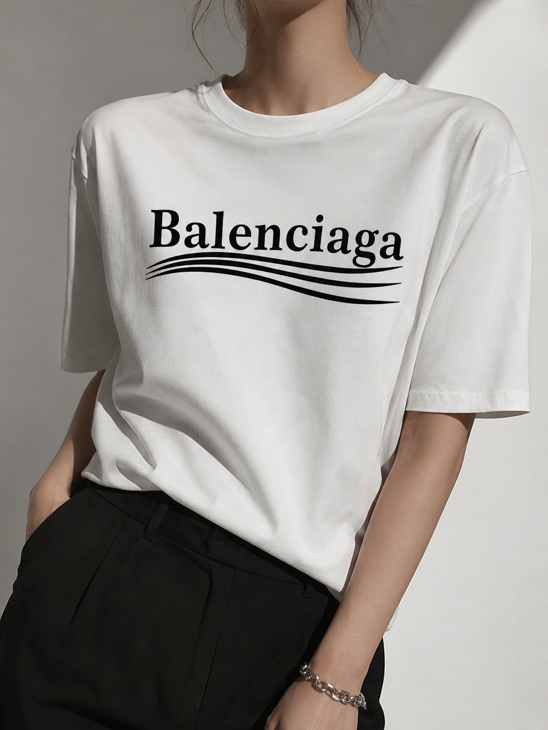 3236 Balenciaga Loose Fit Cotton Top (B 53-55cm; L 67cm)