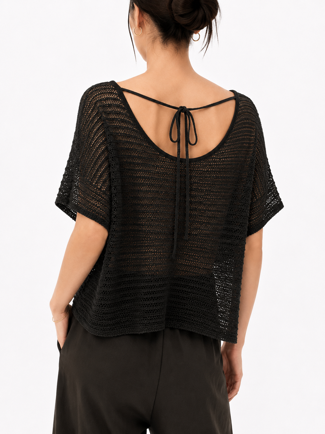 8600 Blair Back-Tie Detail Cropped Crochet Top (B 57-60cm; L 40cm)