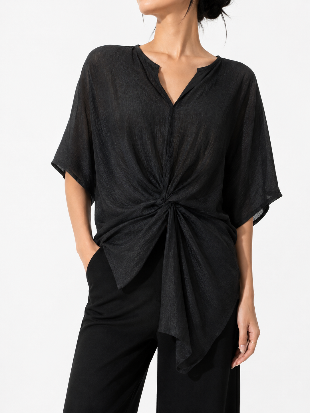 F8231 Shiloh Front Twist Lightweight Summer Blouse (B 48-52cm; L 45/62cm)