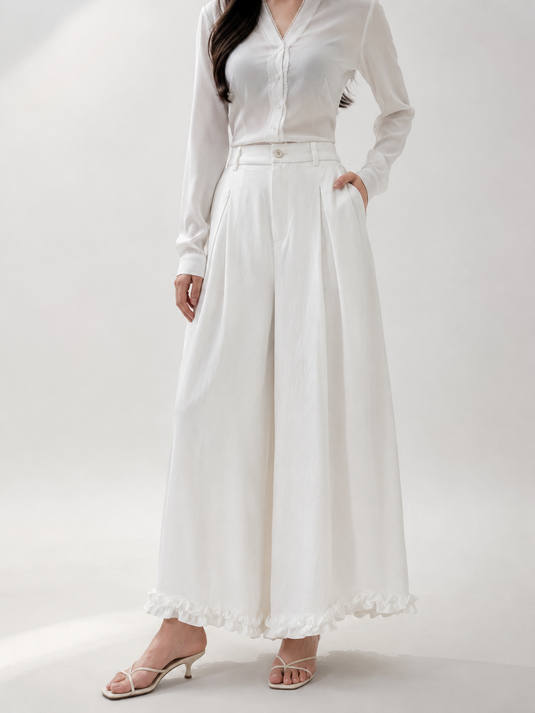 Q2033 Roma Ruffled Hem Front Zipper Linen Pants (UW 33-38cm; H 45-50cm; L 92cm)