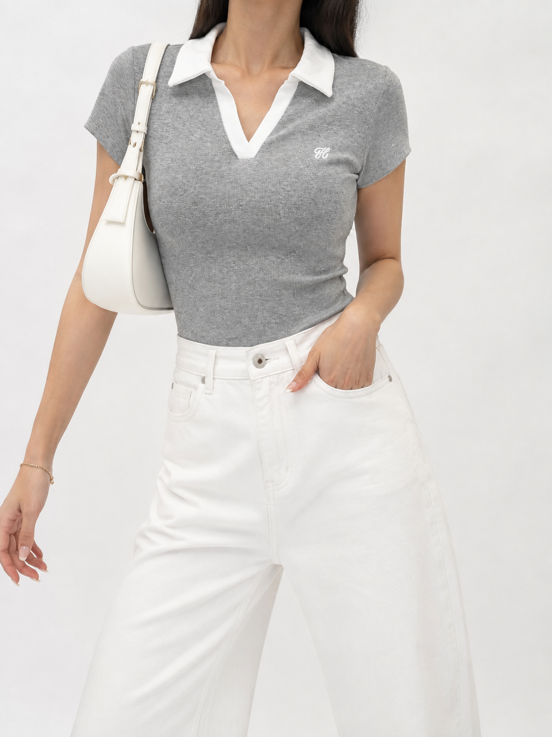 26052 Felicienne Contrast Collar Fitted Cotton Top (B 38-49cm; L 46cm)