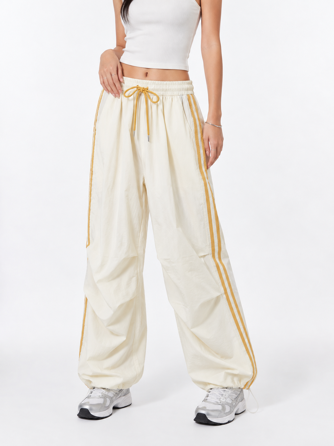 3249 Jordana Side Stripe Drawstring Jogger Pants (UW 35-46cm; H 50-55cm; L 103cm)