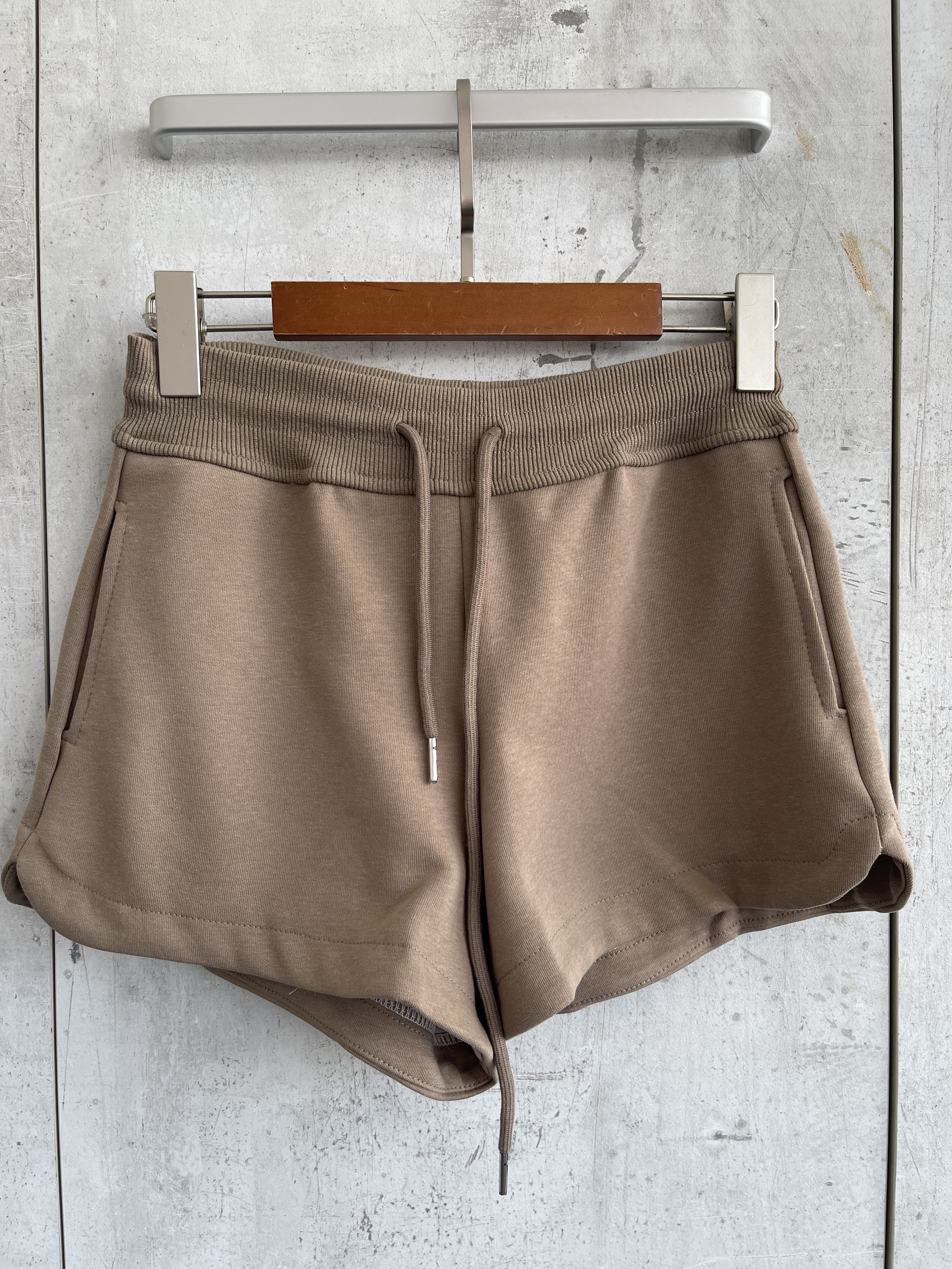 613 Sorayay Sporty Shorts W Adjustable Sash (S Size: UW 32-48cm, H 45-52cm, L 30cm; M Size: UW 34-50cm, H 47-54cm, L 30cm)