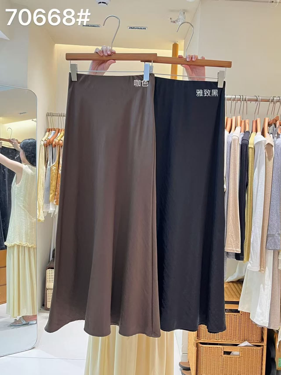 GZ July Stream #3: (PO) 70668 Princess Flare Skirt (M Size: UW36-44cm; L99cm, L Size: UW38-46cm; L101cm)