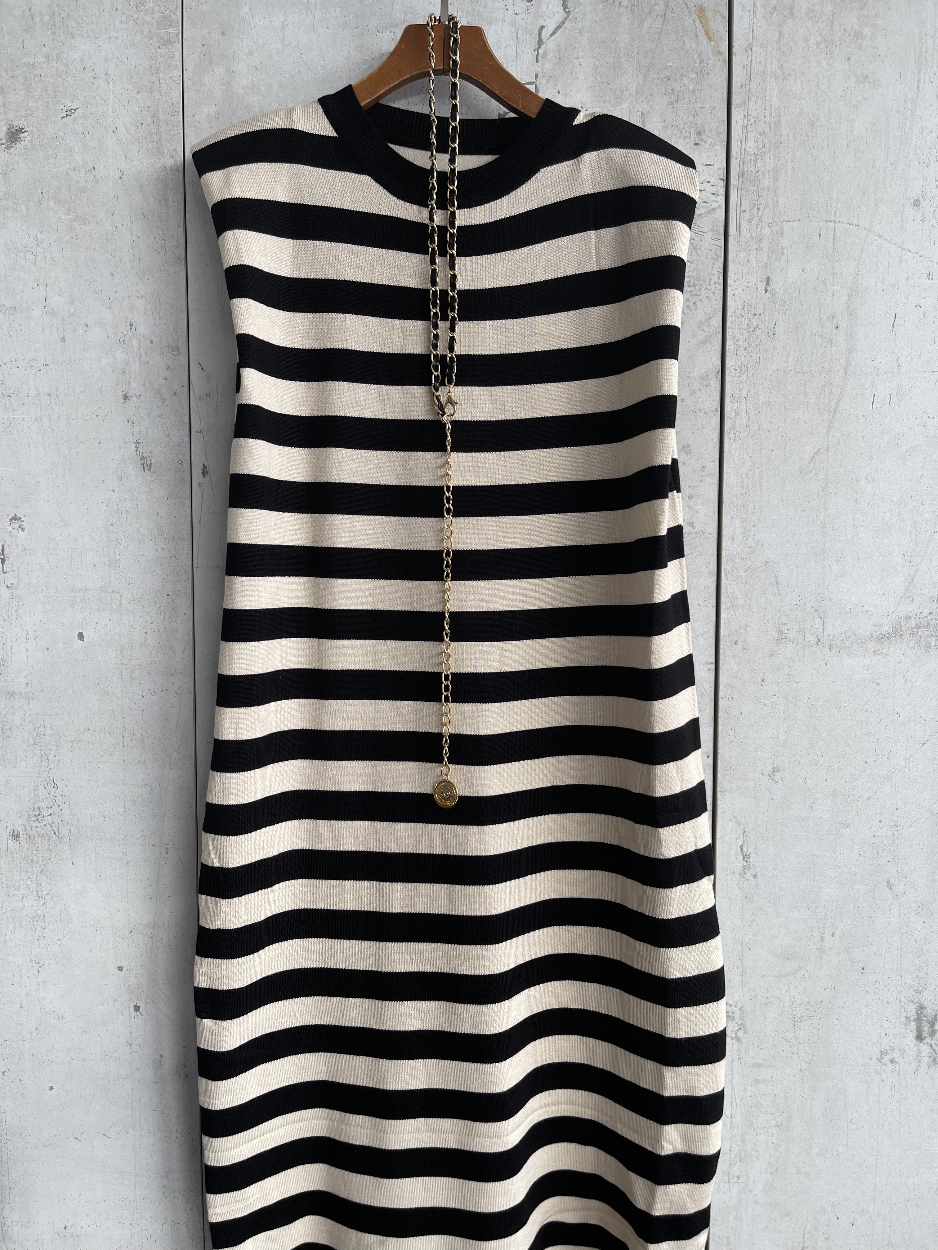 1377 Sales: Sidonie Sleeveless Knit Dress (B 53-58cm; H 53-66cm; L 104cm)