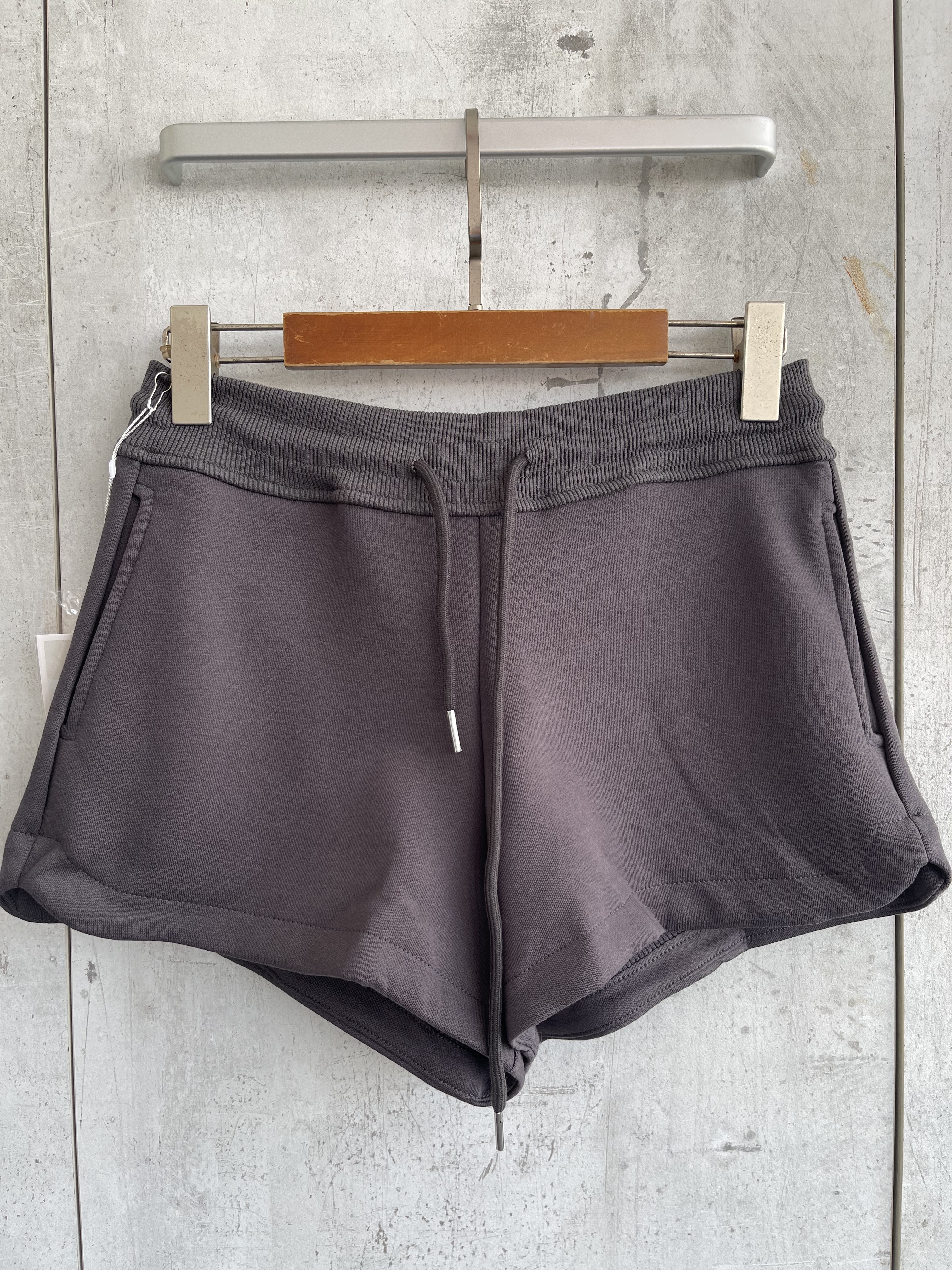 613 Sorayay Sporty Shorts W Adjustable Sash (S Size: UW 32-48cm, H 45-52cm, L 30cm; M Size: UW 34-50cm, H 47-54cm, L 30cm)