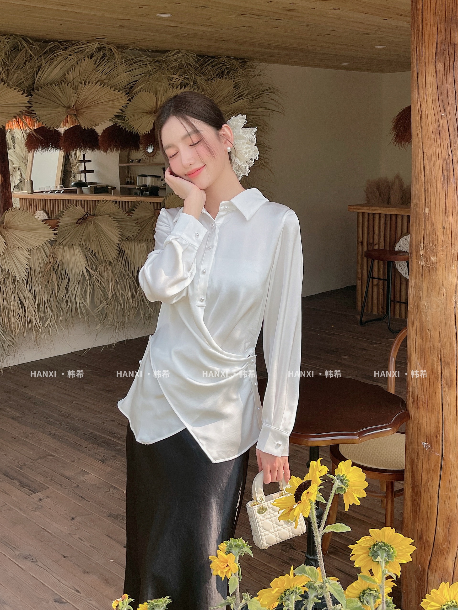 GZ May Stream #14: A6059 Éloise Twist Front Blouse in White (MSize: B48cm L65cm, LSize: B:50cm L65cm, XLSize: B52cm, L65cm)