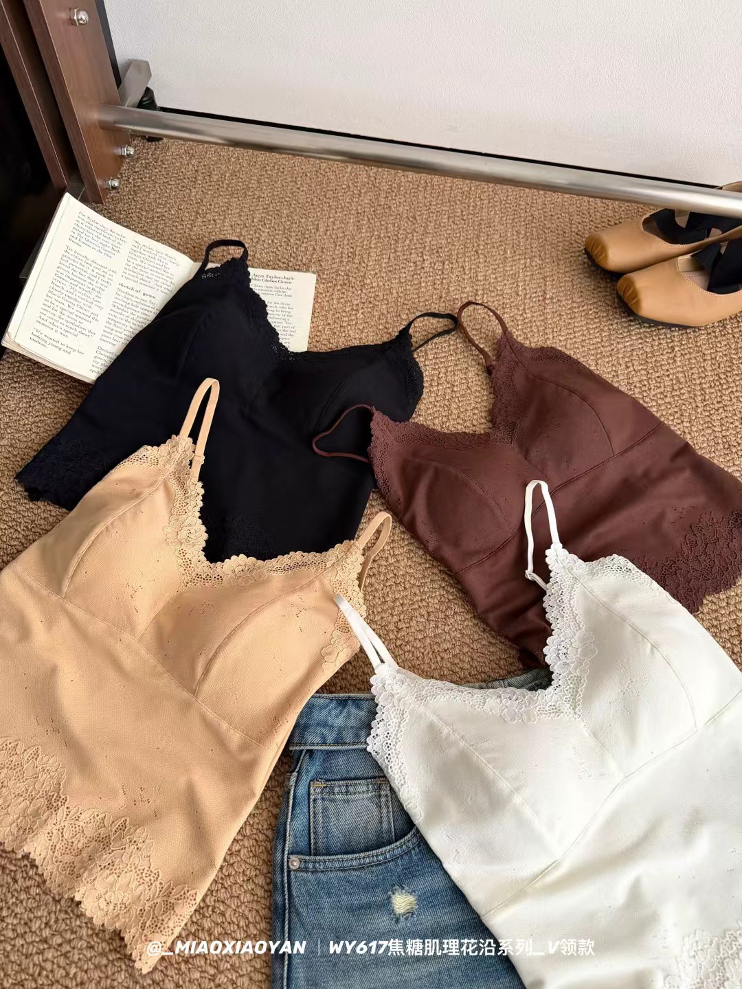 HZ July Stream #6: (PO) 617 Floral V Embroidered Camisole (MSize: B32-40cm, L45cm, LSize:B35-42cm, L45cm, XLSize: B37-48cm, L46cm)
