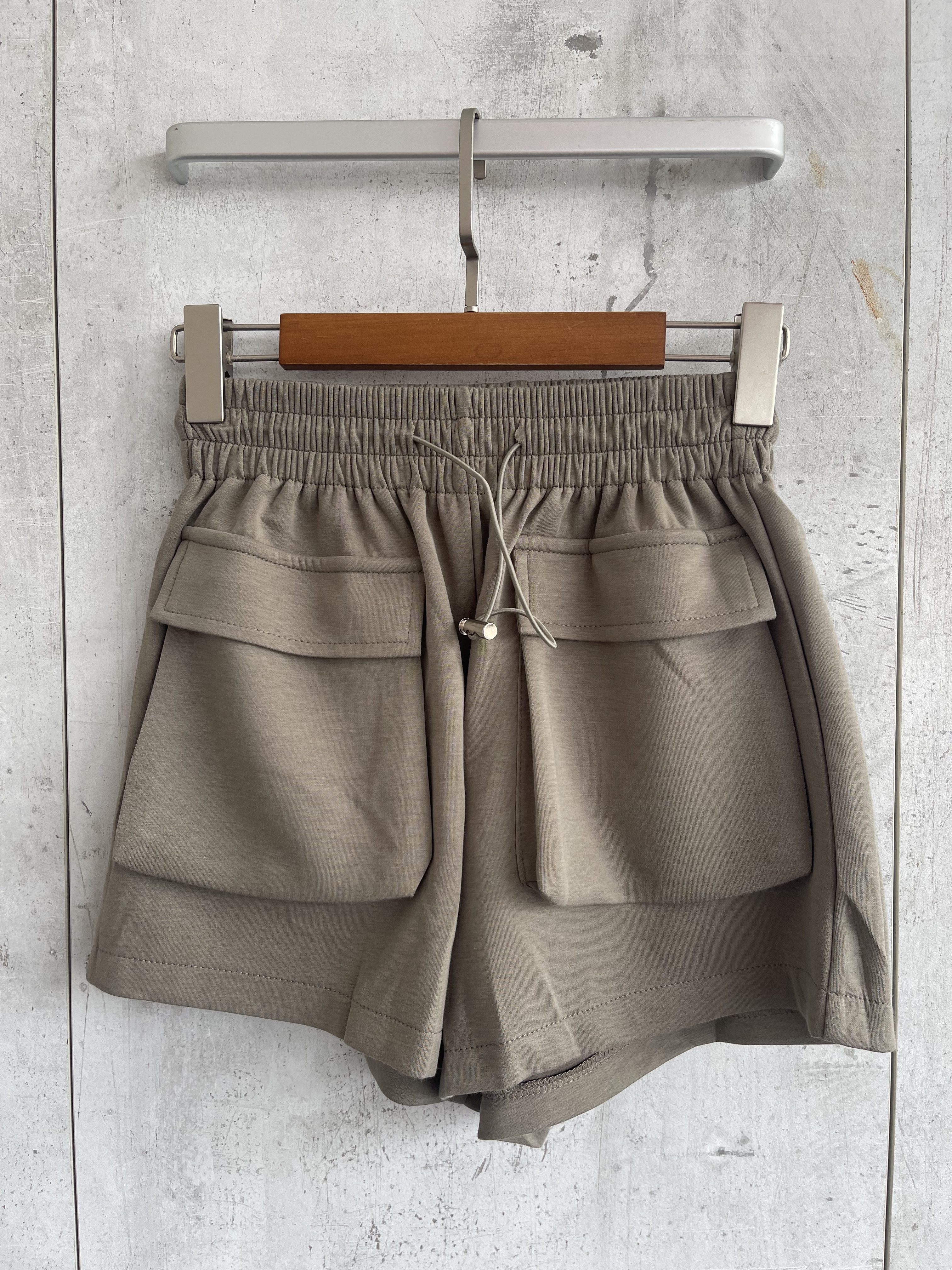 603 Sorayo Sporty Shorts W Adjustable Sash & Front Pockets (UW 30-50cm; H 46-56cm; L 33cm)