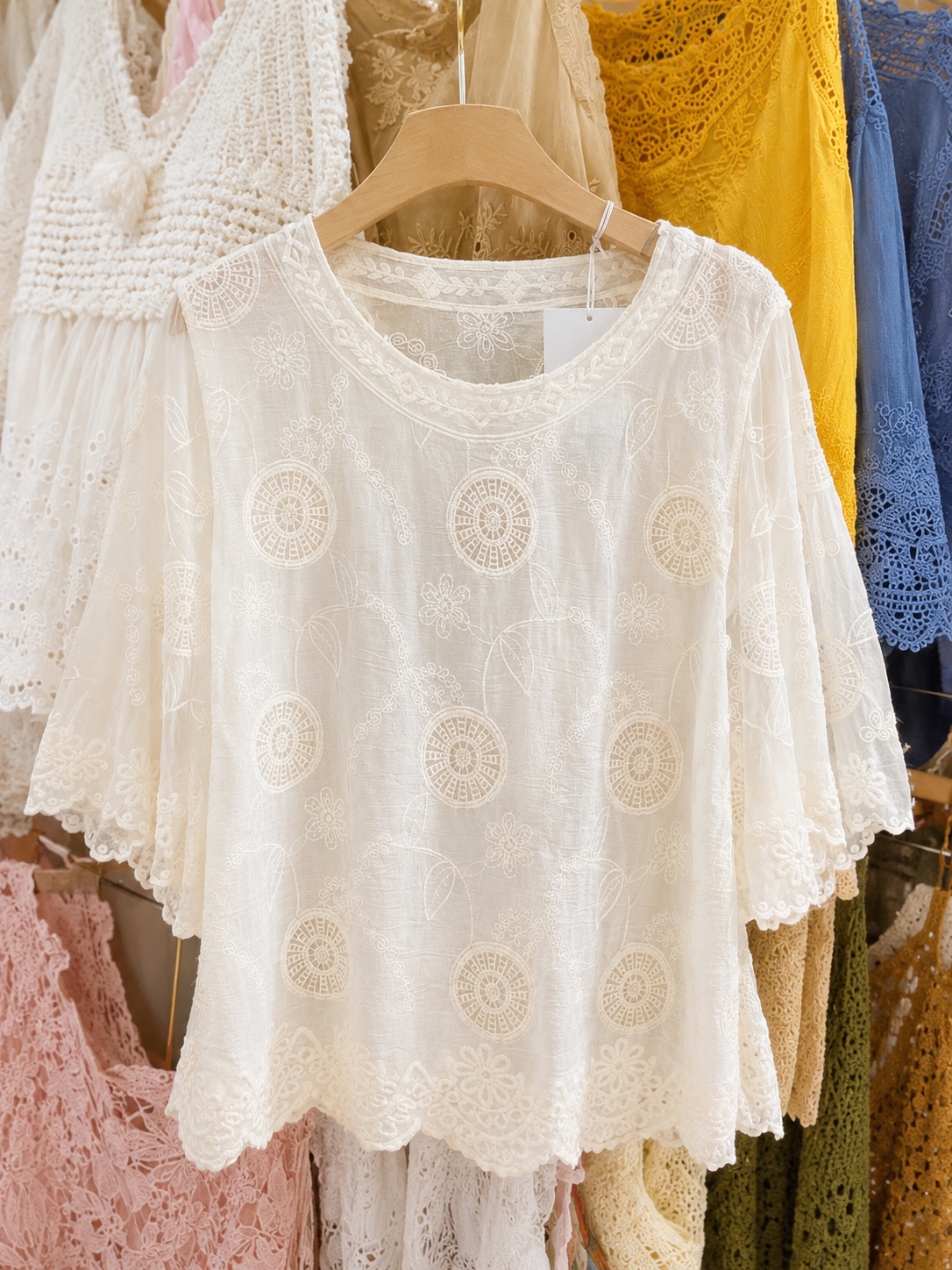 GZ May Stream #22: (PO) 26508 Moonflower Lace Batwing Blouse (B:55cm,L57cm)