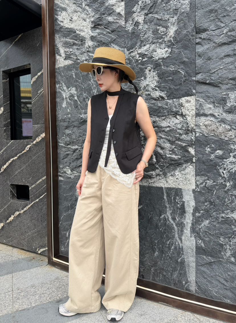 GZ May Stream #SUSAN: (PO) 2999 Sleeveless Vest w Elegant Laced Back Design