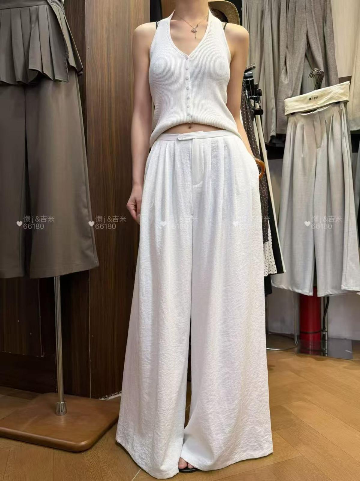 KR May Stream #36: (PO) 66180 Arden Wide Leg Pants w Pleats (S Size: UW 29cm; H 60cm; L 101cm
M Size: UW 31cm; H 62cm; L 102cm, L Size: UW 33cm; H 64cm; L 103cm, XL Size: UW 35cm; H 66cm; L 104cm)