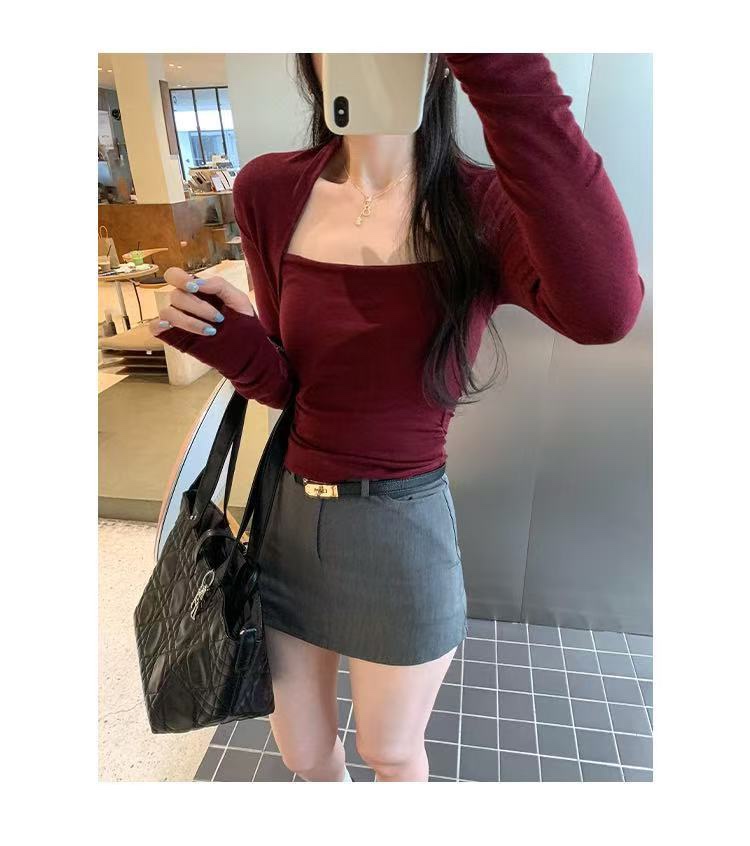 [Pre-Order] 250937 Queen Anne Neckline Long Sleeve Cotton Top w Thumbhole (B 35-55cm; L 50cm)