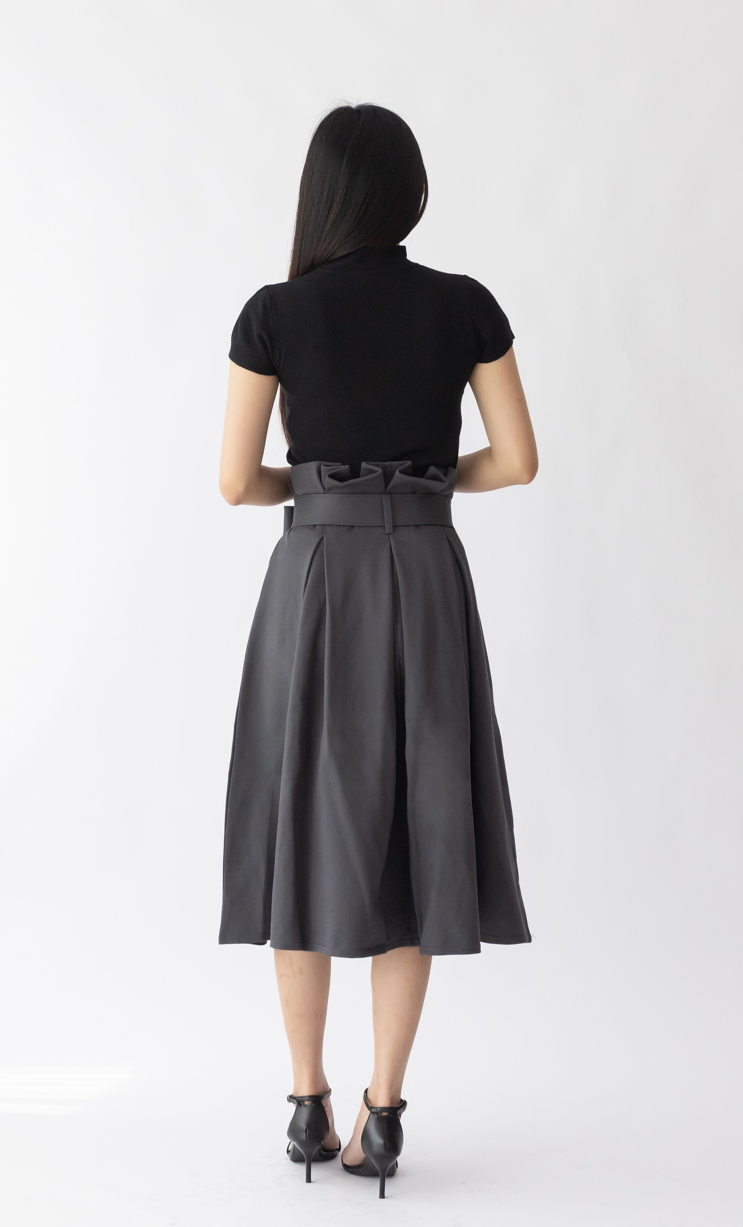 019 Attila A-Line Skirt w Pleated Waist & Belt (W 36-47cm; H 49-65cm; L 78cm)