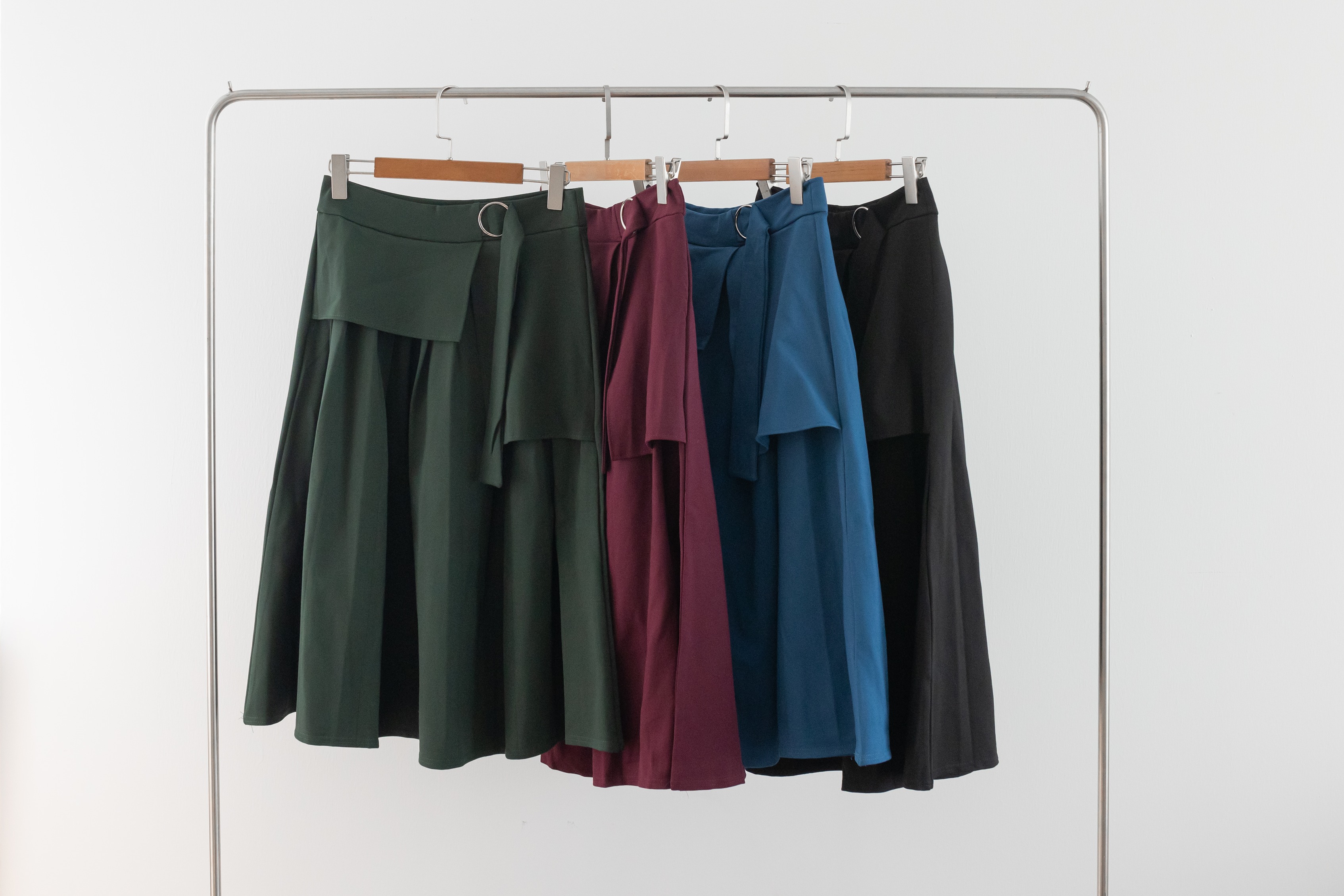 002 Annabelle Pleated A-Line Skirt (UW 37-48cm; H FS; L 74cm)