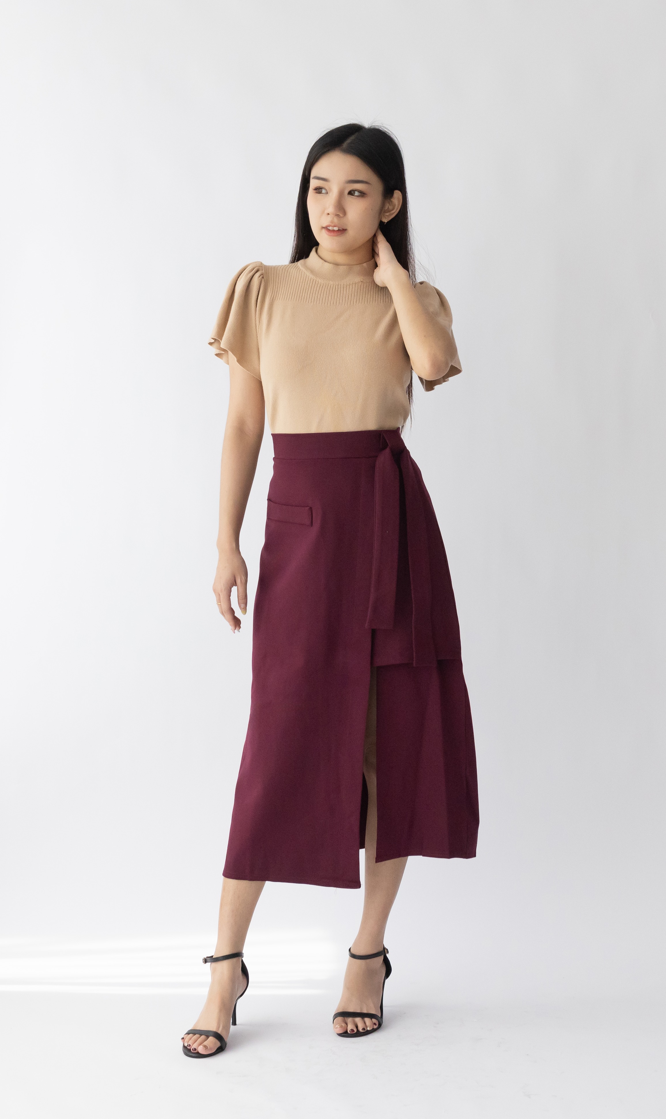 001 Adalynn A-Line Skirt W Sash (UW 36-46cm; H 55-65cm; L 79cm)