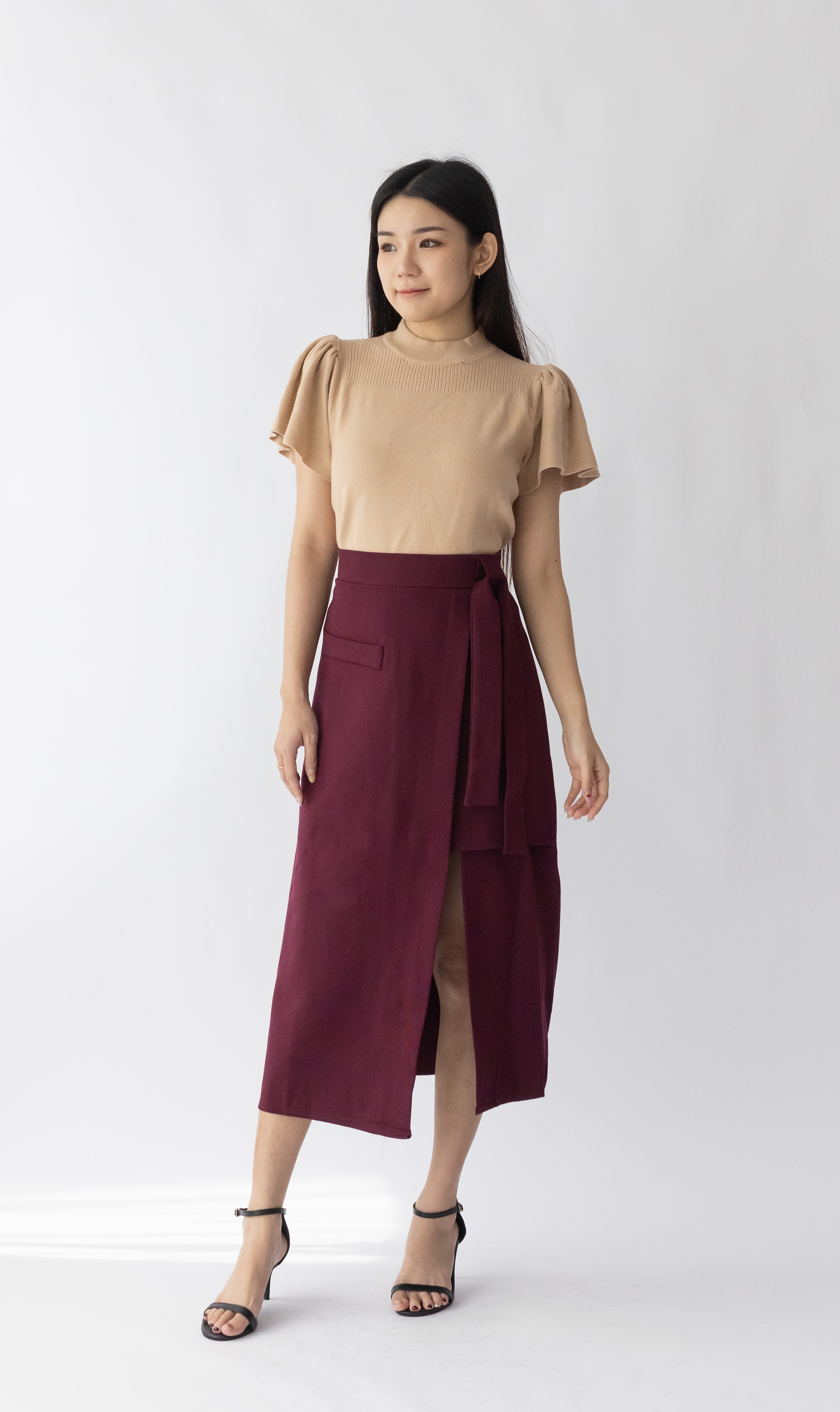 001 Adalynn A-Line Skirt W Sash (UW 36-46cm; H 55-65cm; L 79cm)