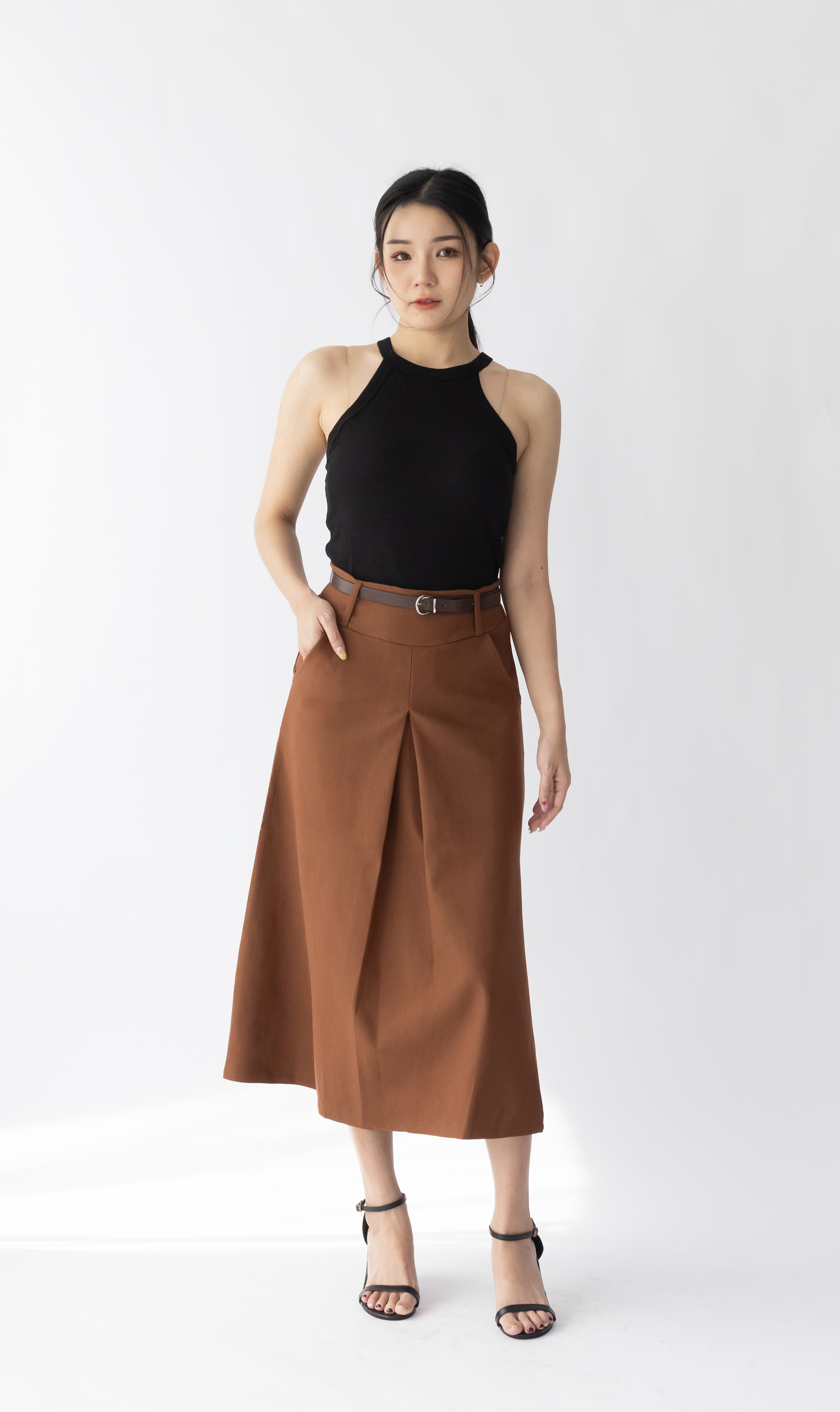 018 Aldora A-Line Skirt w Pockets & Belt (UW 34-50cm; H 42-60cm; L 79cm)