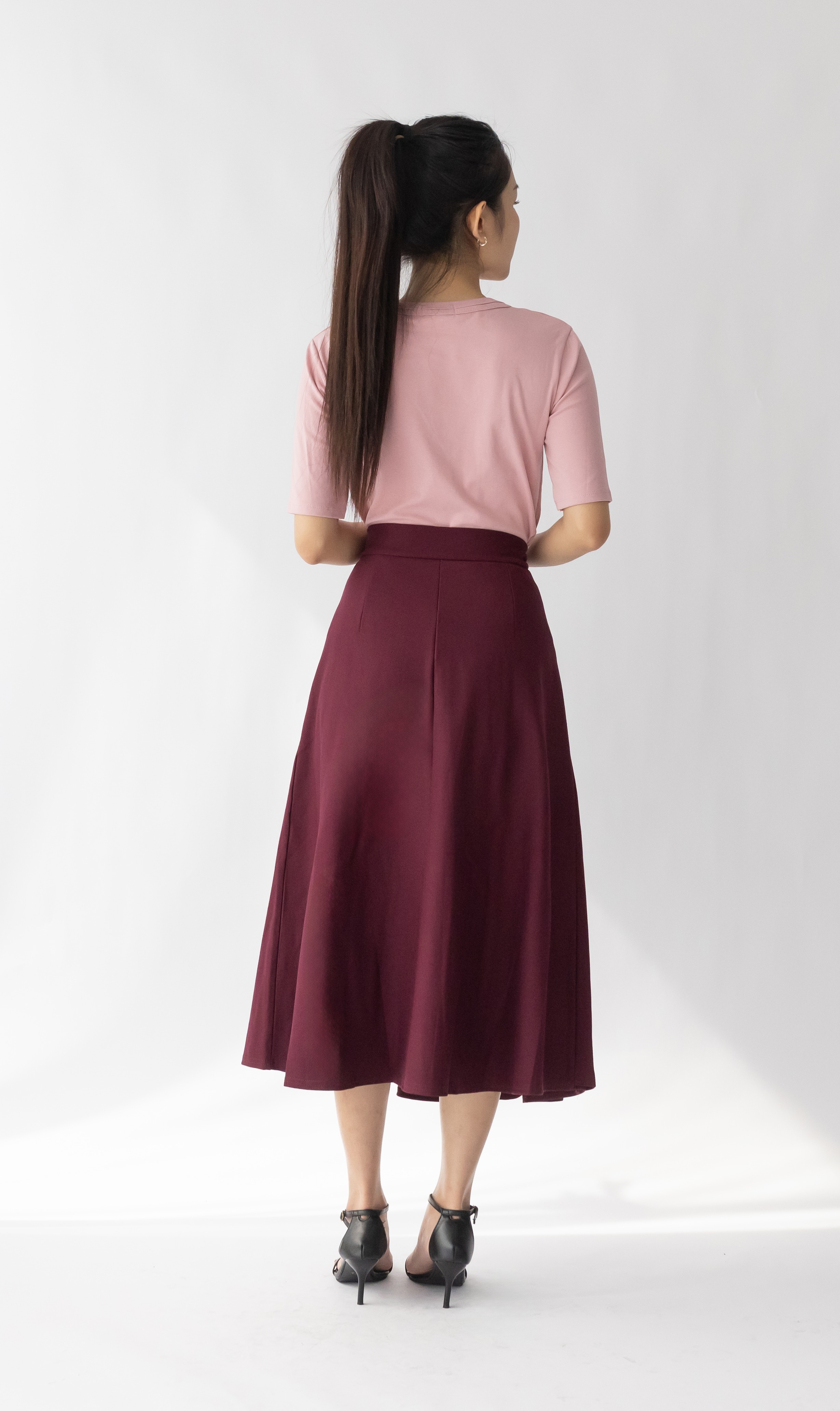 005 Alvia A-Line Skirt (W 36-48cm; H 49-65cm; L 80cm)