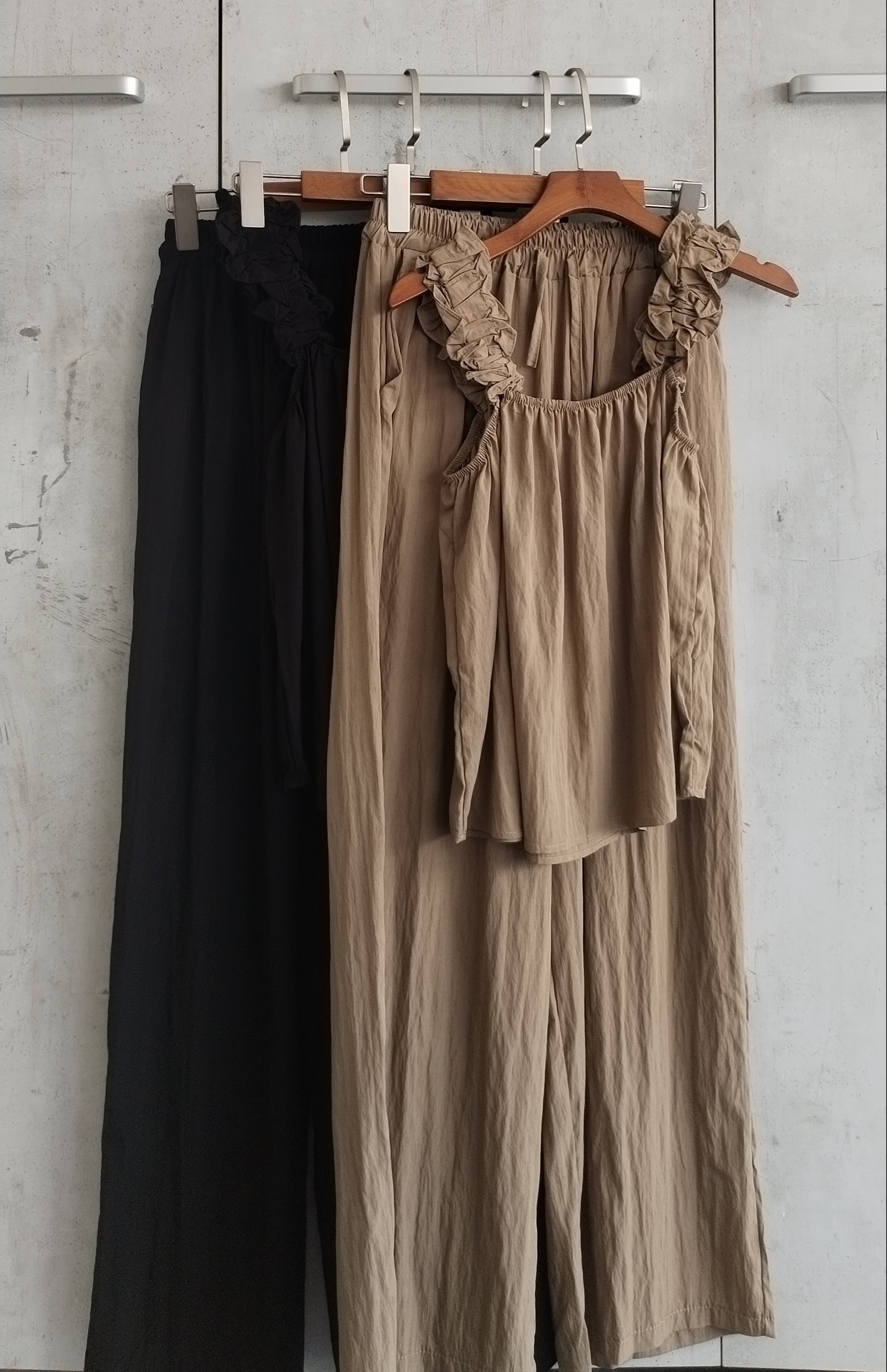 2311 Tilden Tank Top & Pants Set (Top: B 49-55cm; L 52cm, Bottom: W 30-48cm; H 53-59cm; L 100cm)