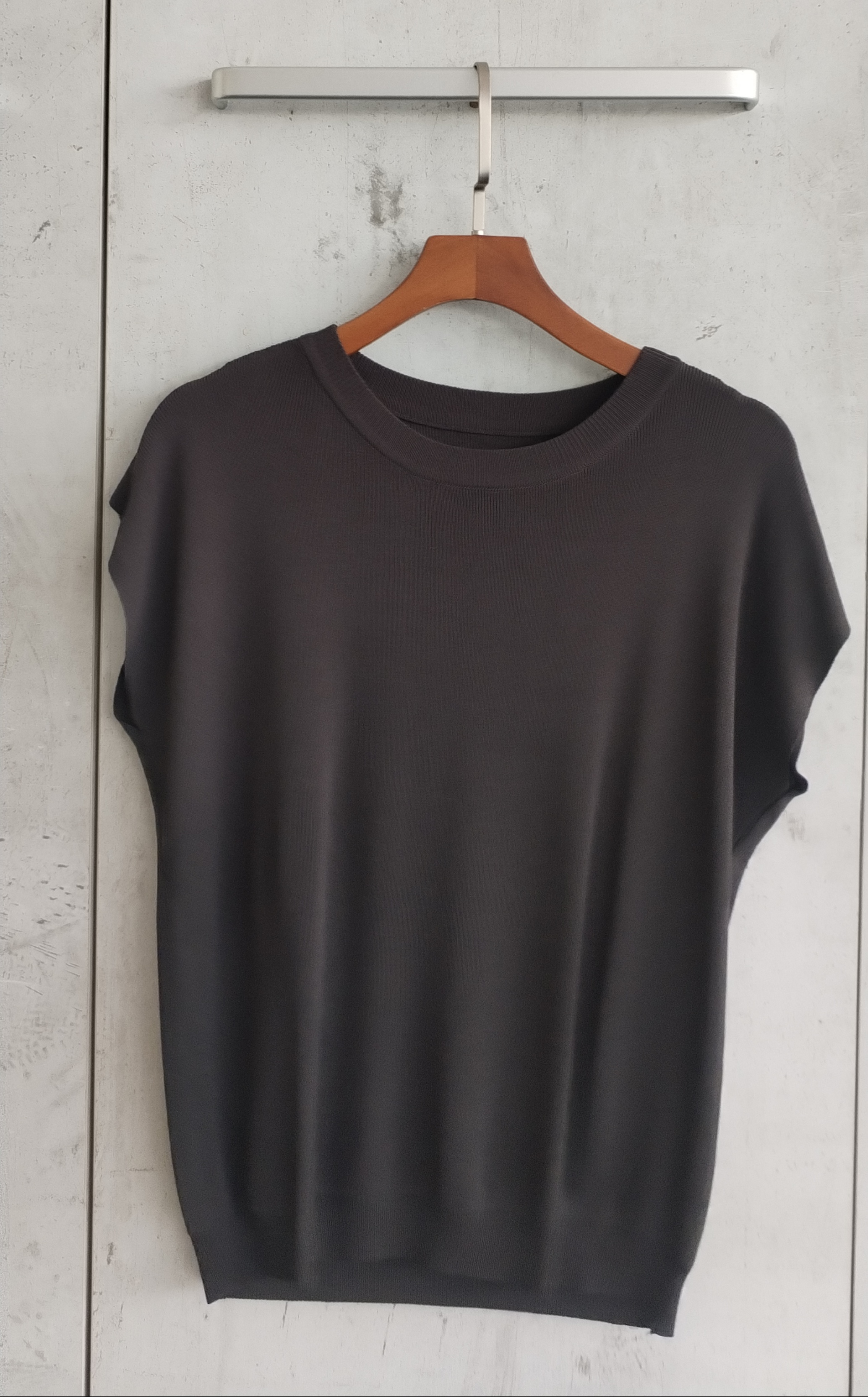 6632 Cervoni Cap Sleeve Knit Top (B 44-50cm; L 52cm)
