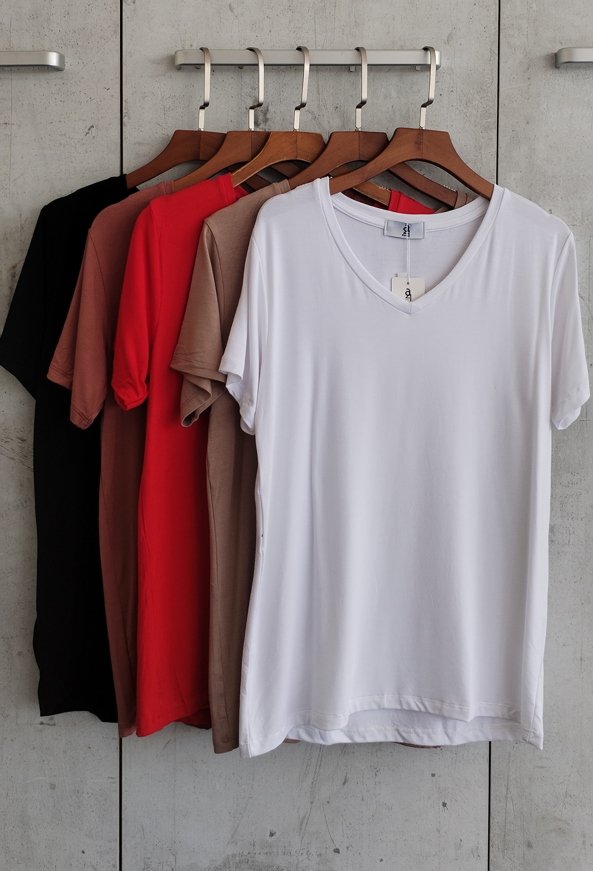 2757 Venzo V-Neck Soft Cotton Top (B 46-52cm; L 61cm)