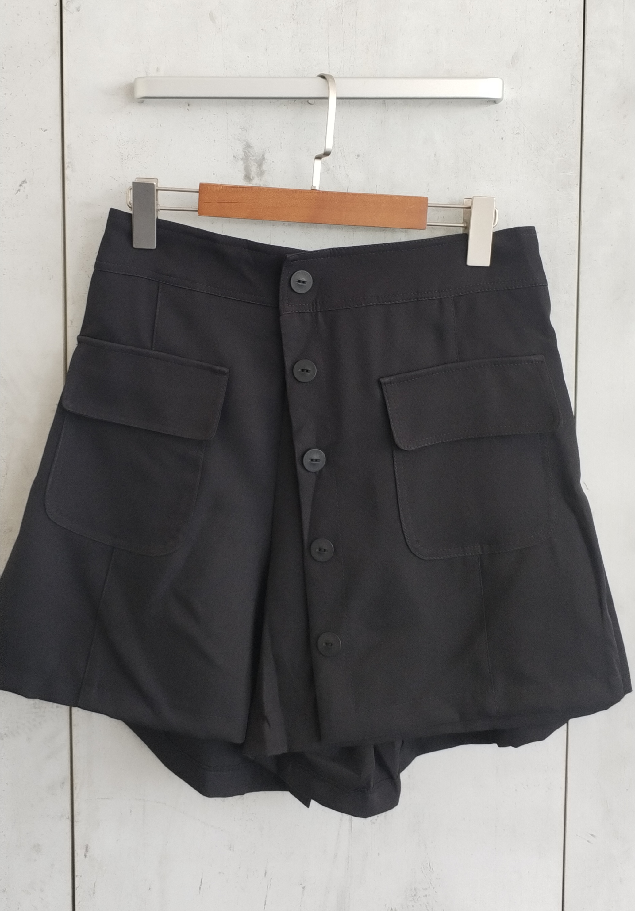 2758 Jadorita Shorts (L) (UW 40-50cm; H 57-65cm; L 42cm)