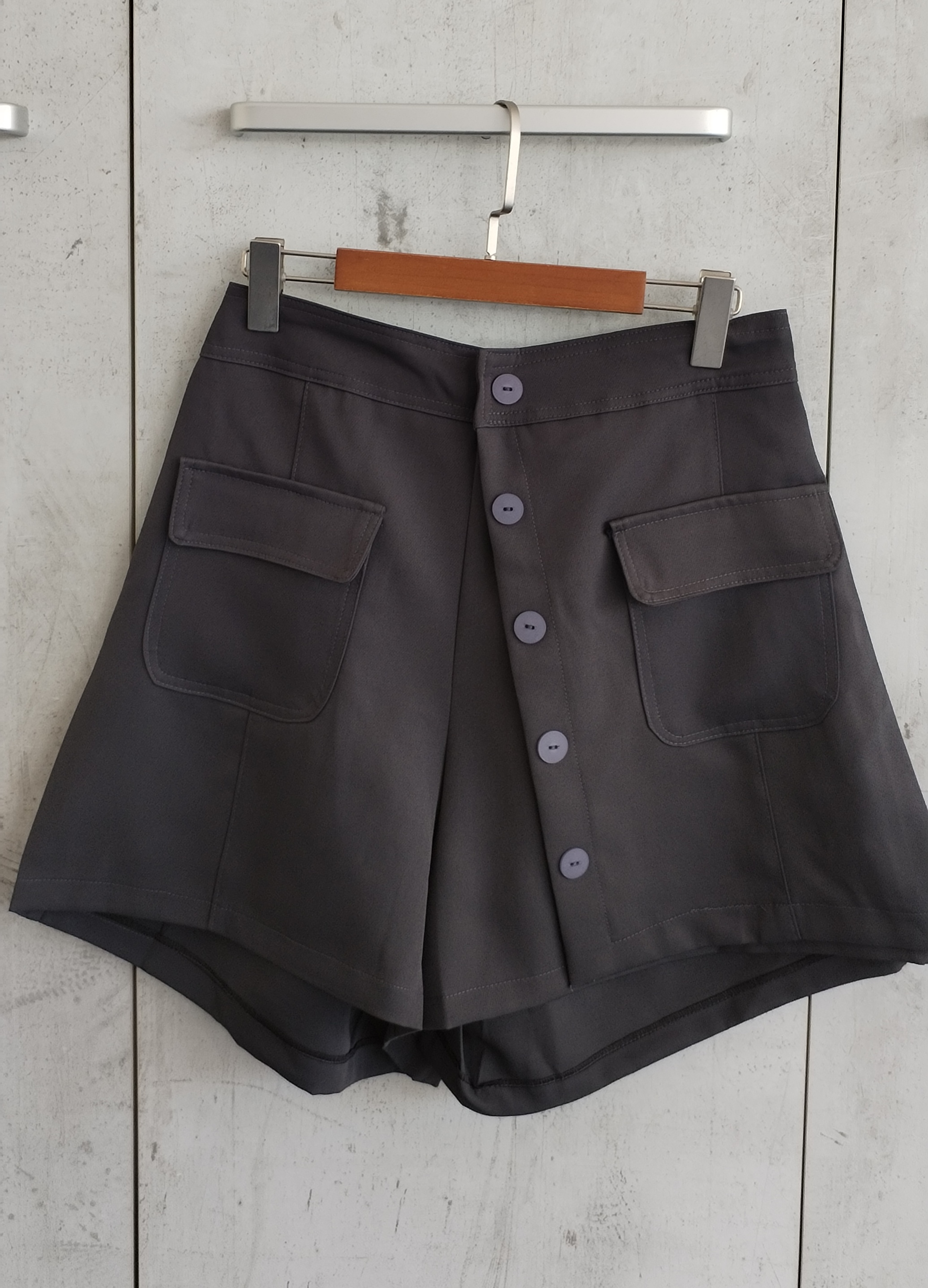2758 Jadorita Shorts (L) (UW 40-50cm; H 57-65cm; L 42cm)