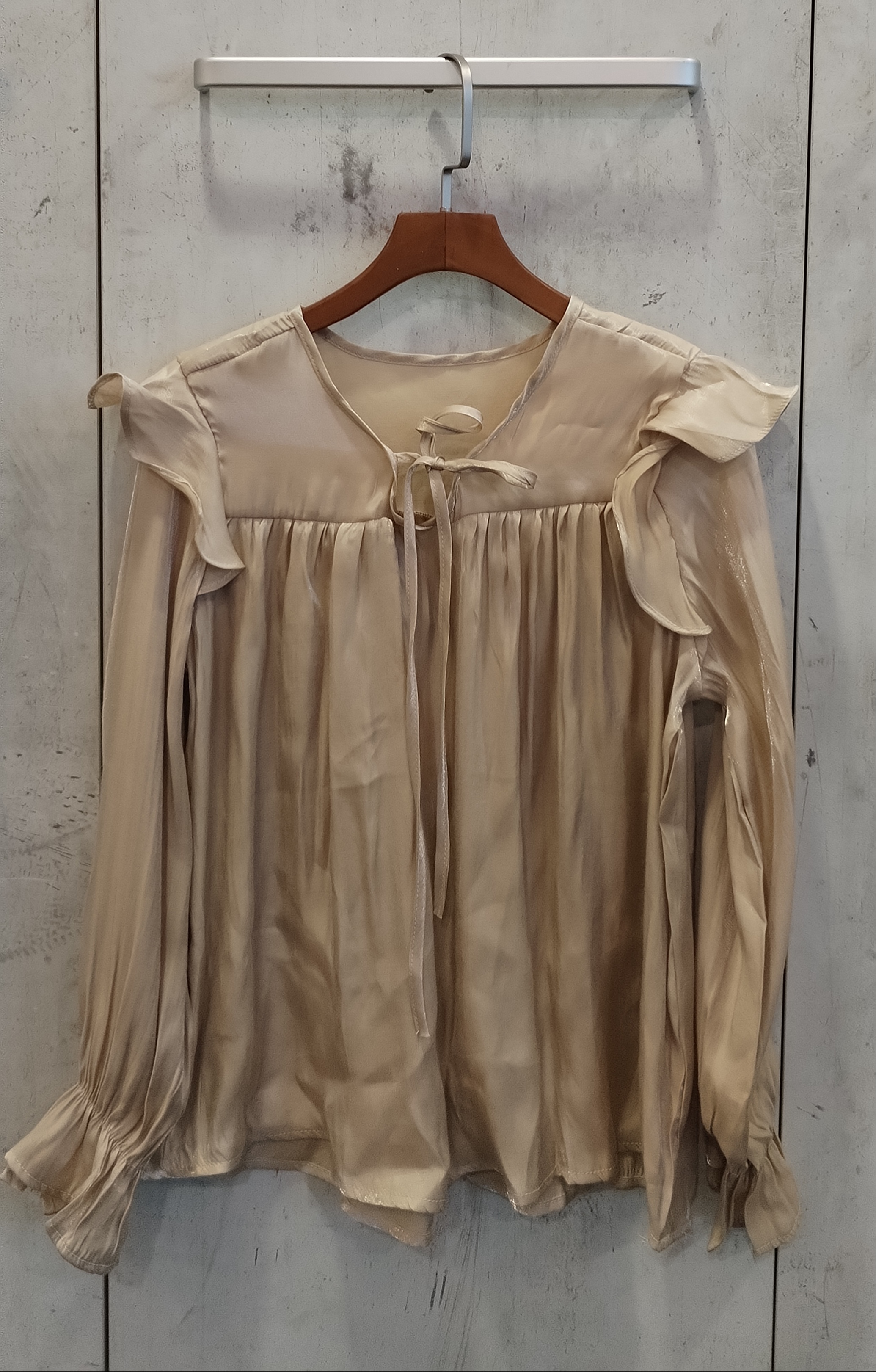 21201 Camarcio Cuff Sleeve Blouse (B 53cm; L 56 cm)