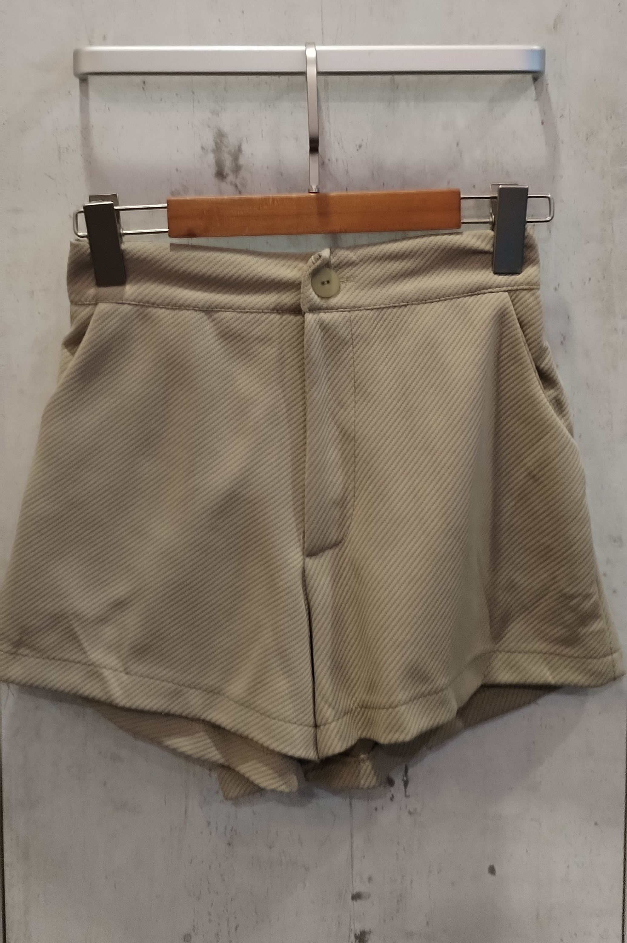 2766 Jiarna Shorts (UW 31-44cm; H 48-53cm; L 32cm)