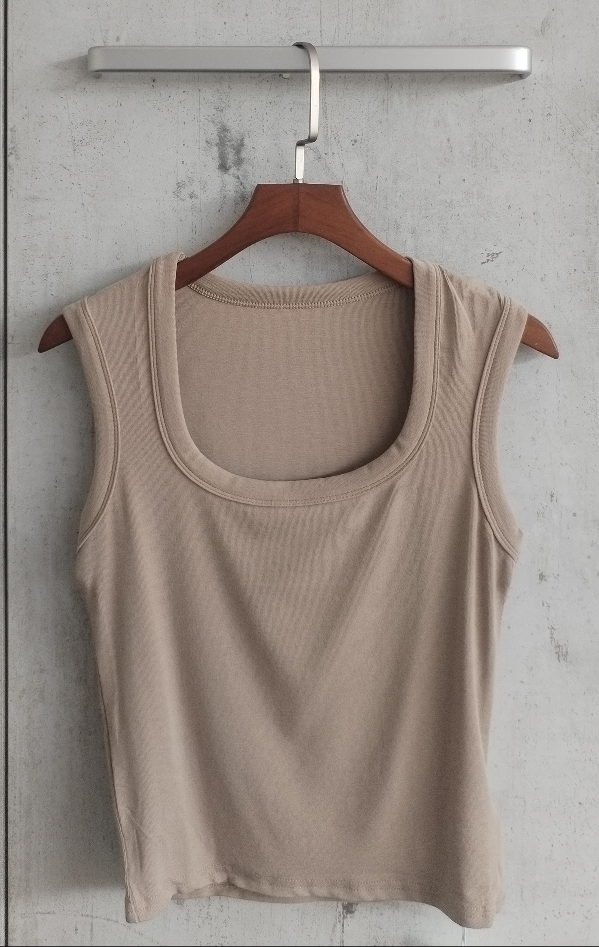 9058 Tuella Cotton Tank Top (B 35-49cm; L 47cm)