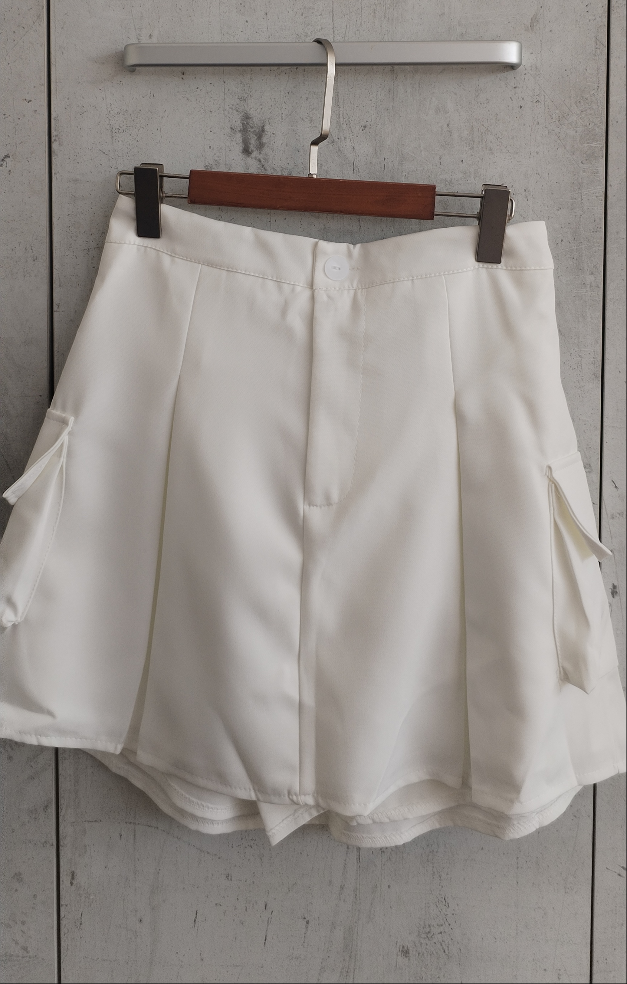 2769 Maddox Skirt w Inner Shorts (UW 36-50cm; H 56-63cm; L 44cm)