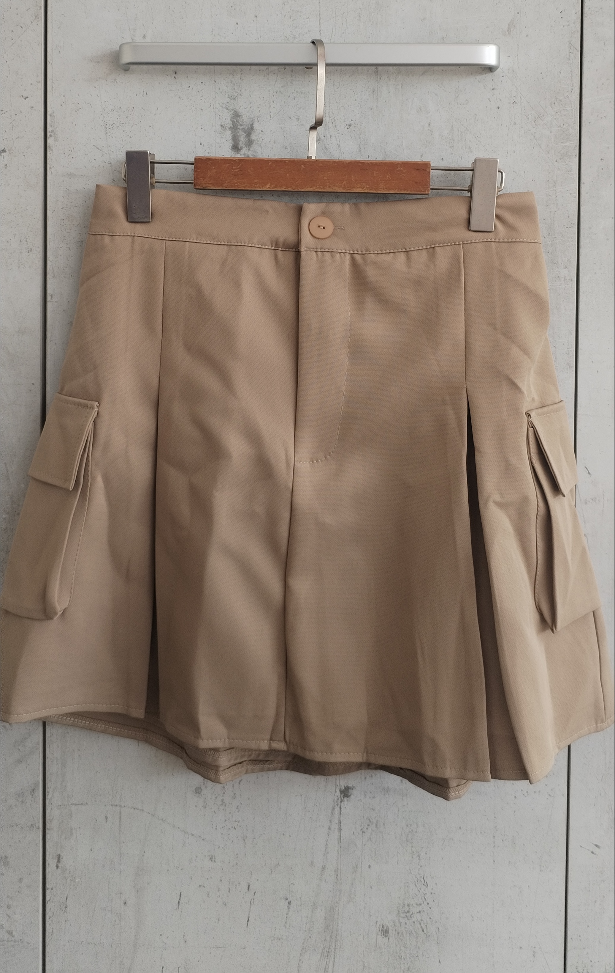 2769 Maddox Skirt w Inner Shorts (UW 36-50cm; H 56-63cm; L 44cm)