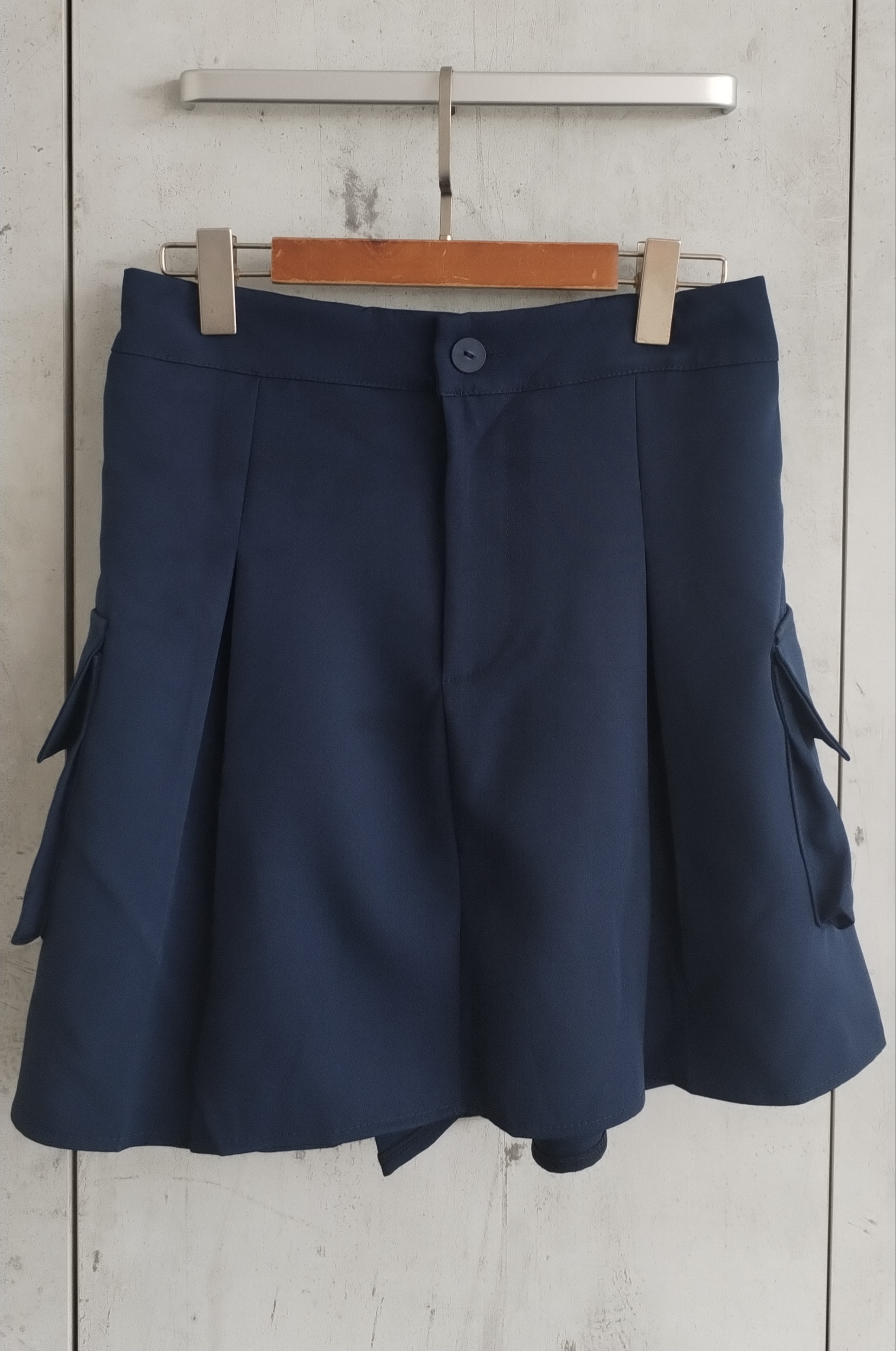 2769 Maddox Skirt w Inner Shorts (UW 36-50cm; H 56-63cm; L 44cm)