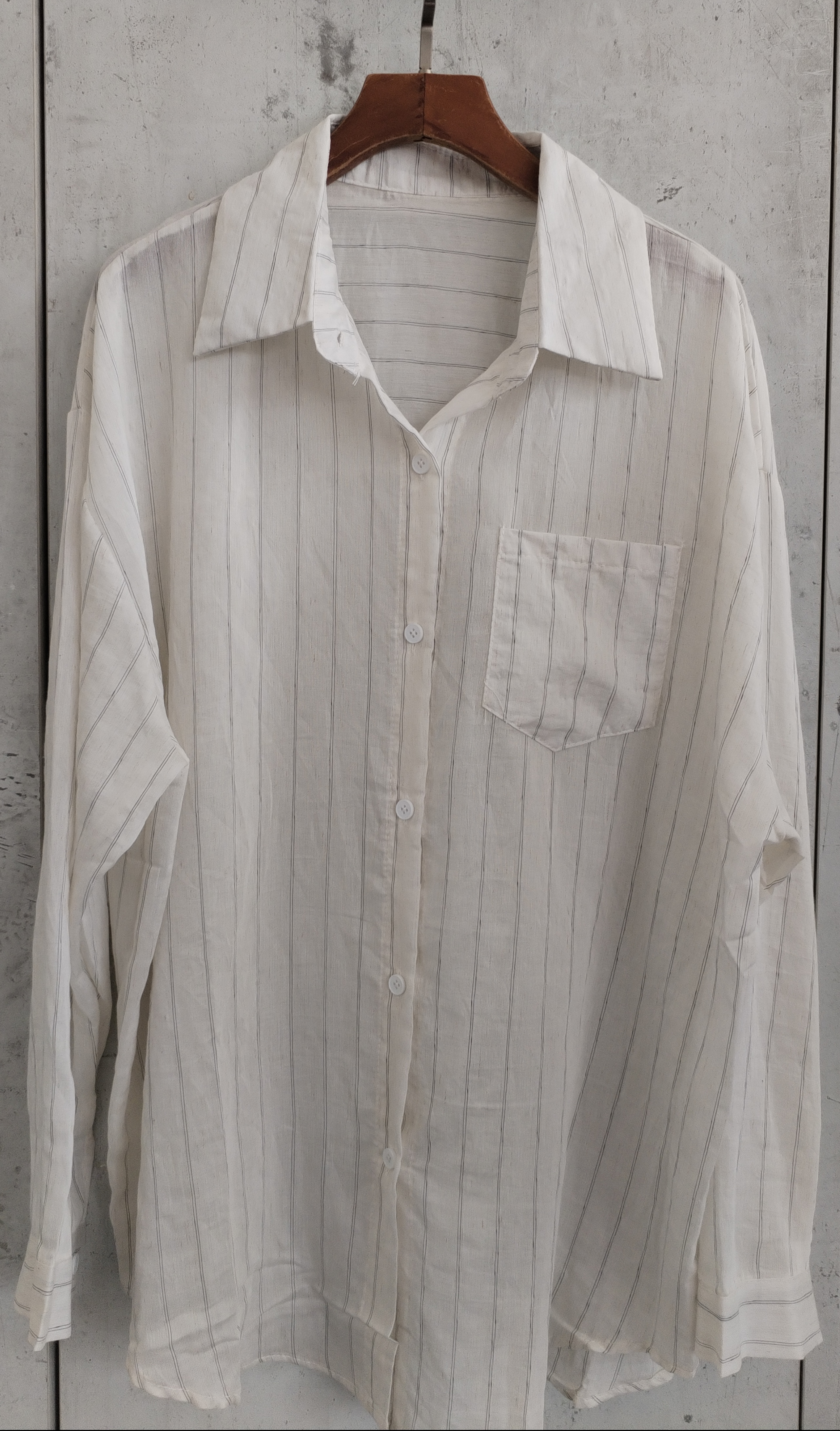 9065 Virginie Vertical Stripe Shirt (B 58cm; L 67cm)
