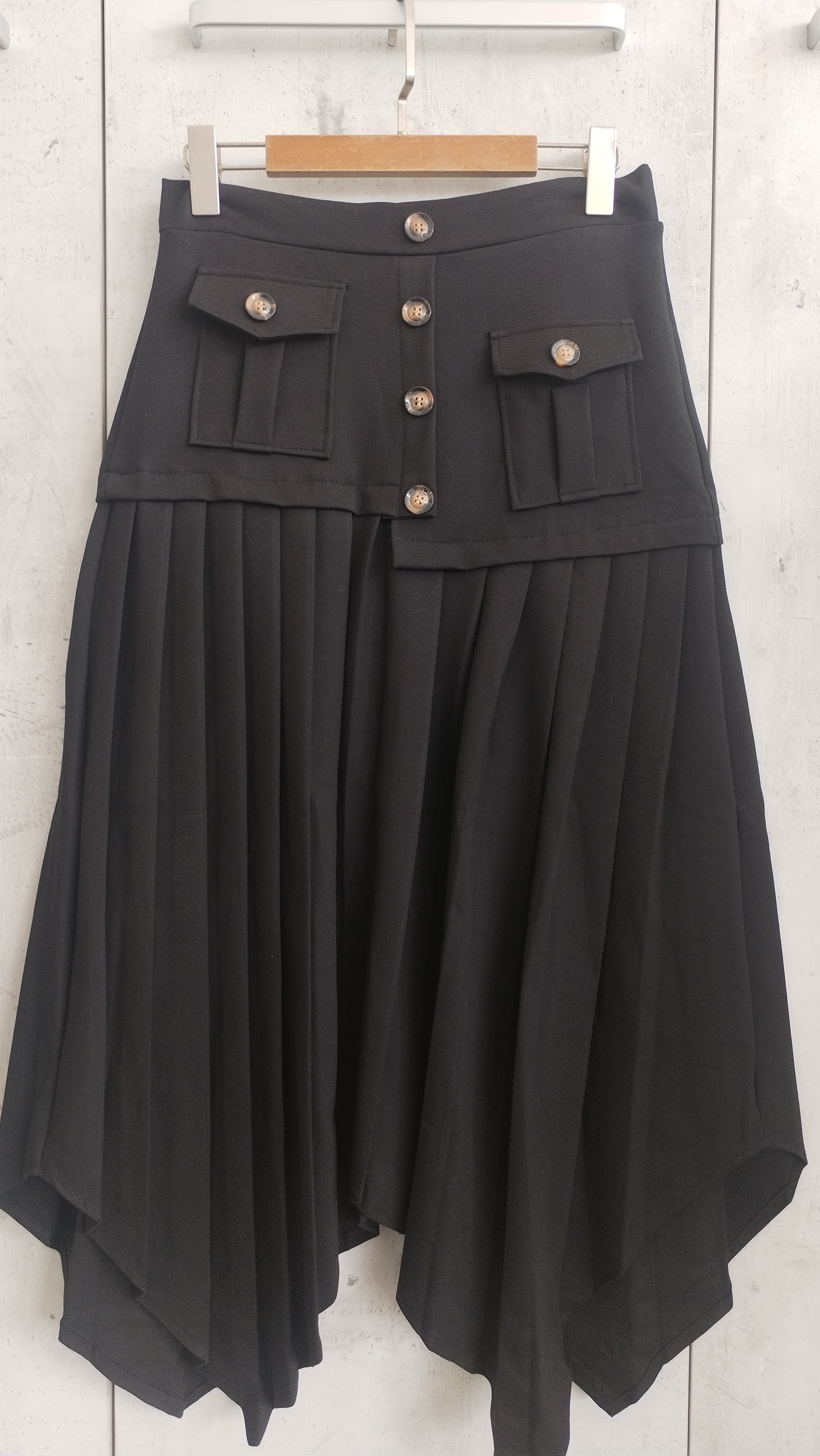 015 Aryanne Pleated A-Line Skirt (UW 36-49cm; H 47-60cm; L 70/93cm)