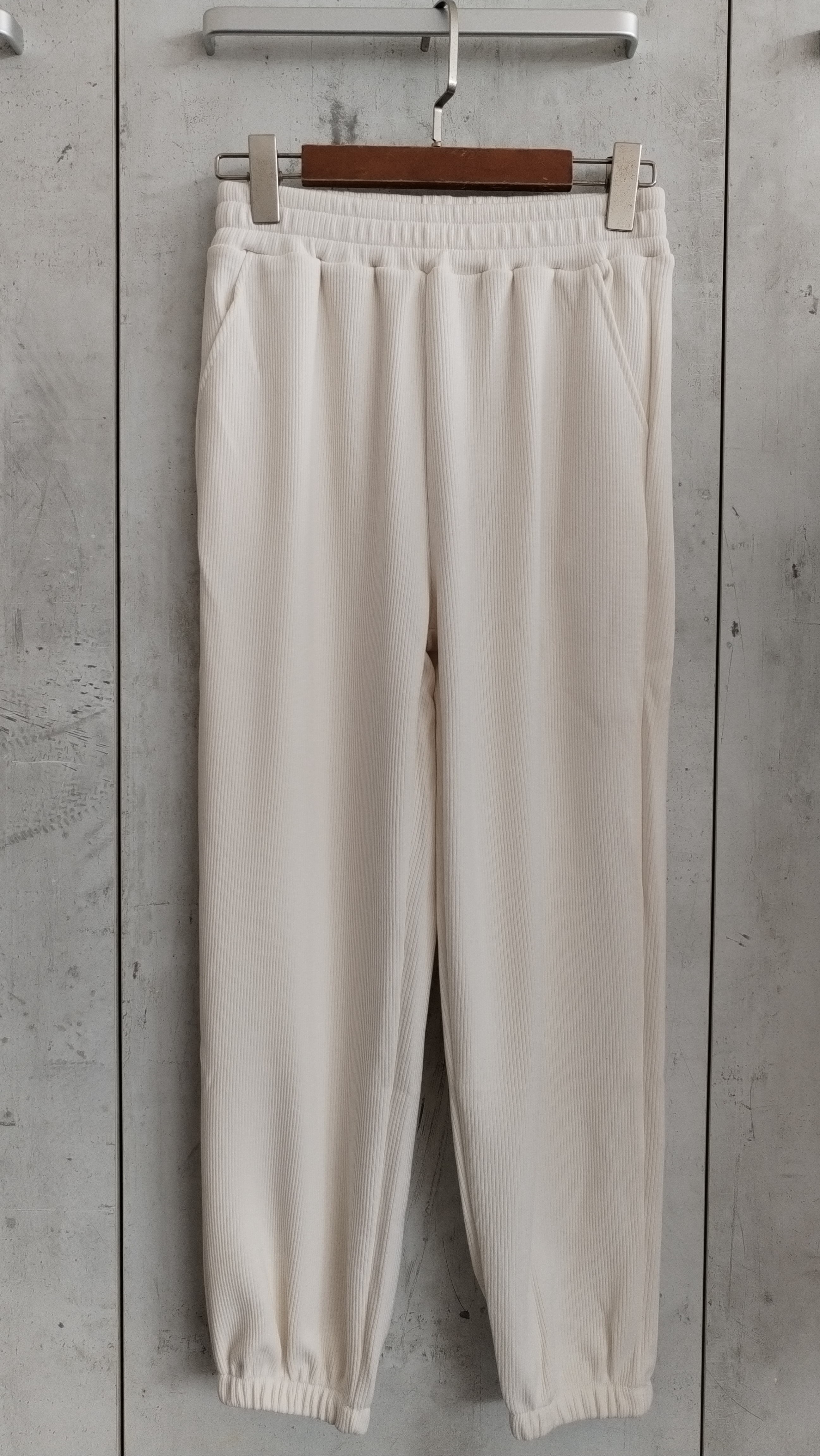 9033 Jared Cotton Jogger Pants (UW 32-50cm; H 50-62cm; L 89cm)