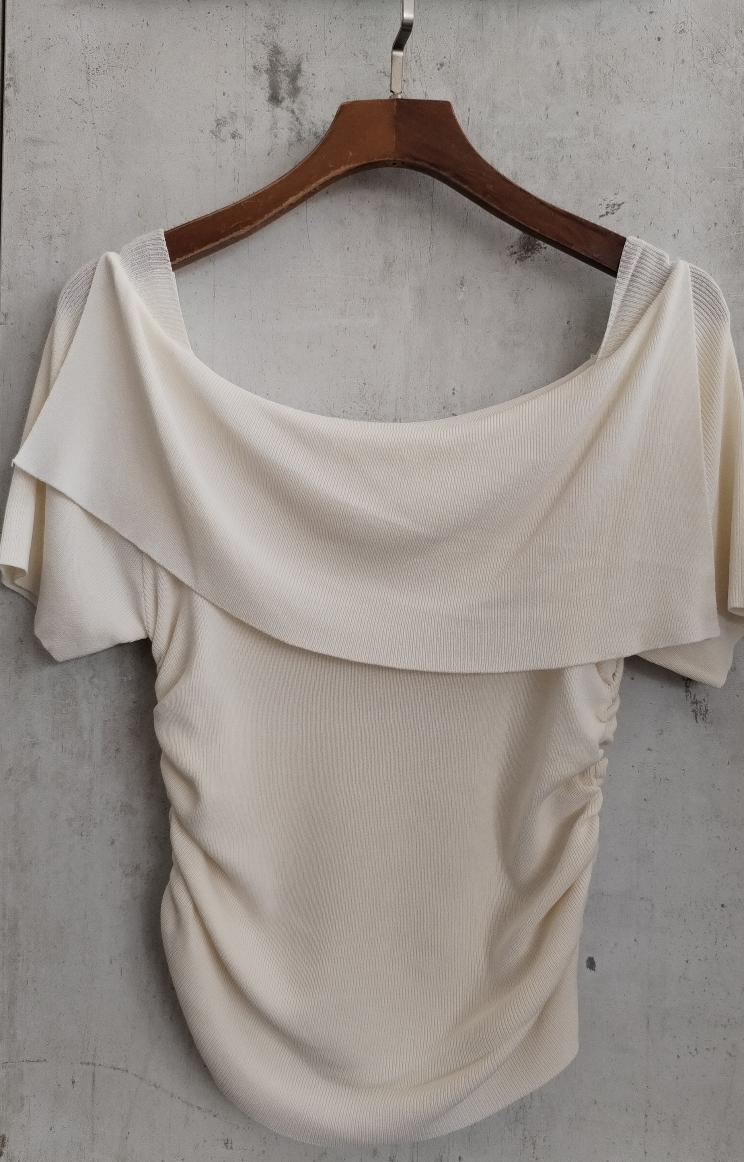 213 Rhaenyra Off Shoulder Ruched Sides Knit Top (B 30-45cm; L 30/42cm)