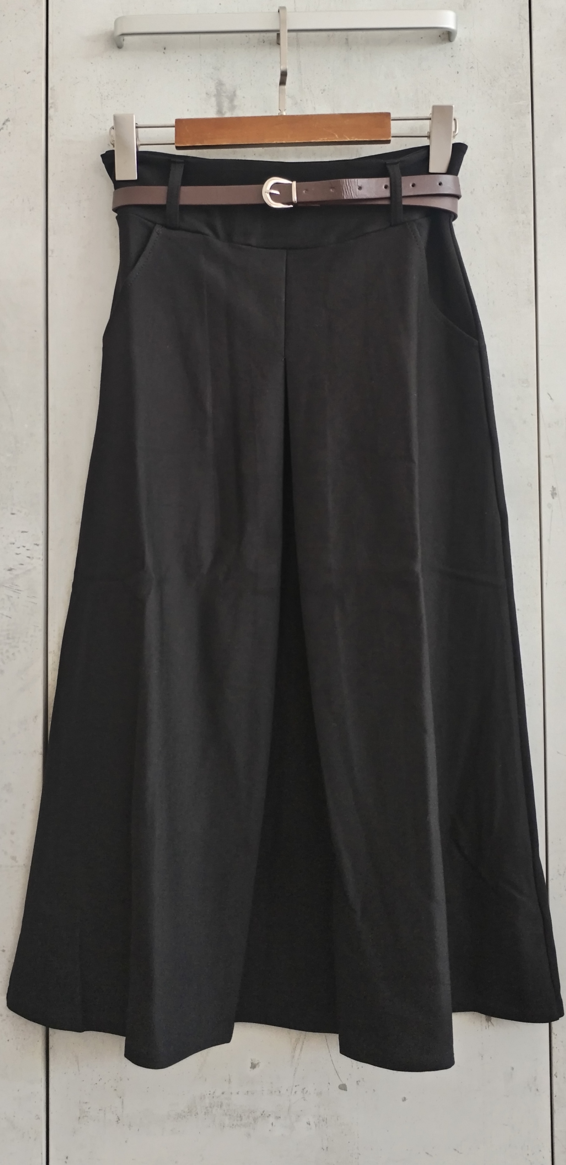 018 Aldora A-Line Skirt w Pockets & Belt (UW 34-50cm; H 42-60cm; L 79cm)