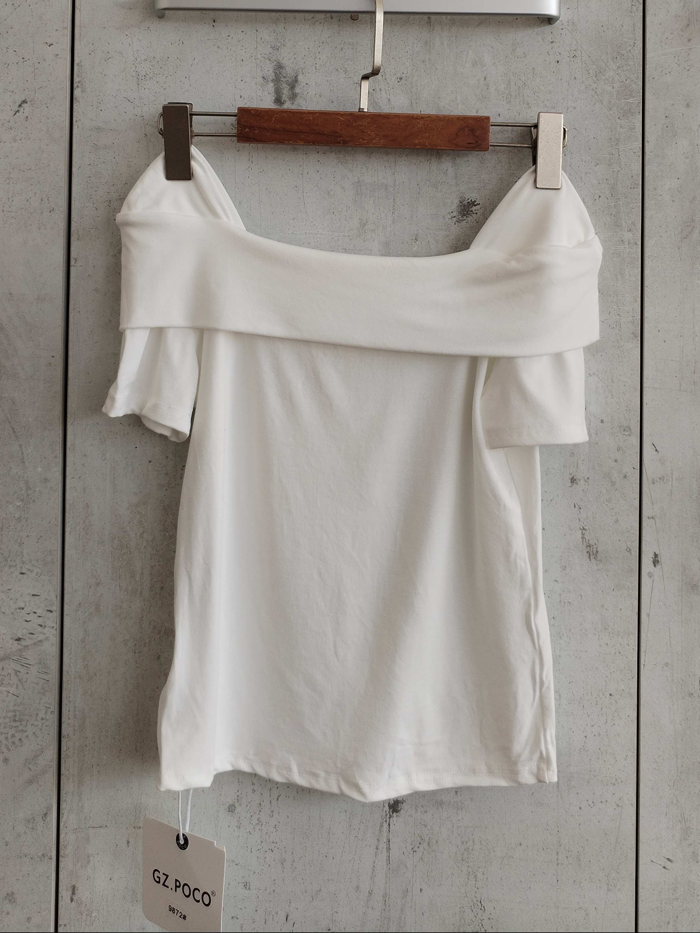 9872 Oretta Off Shoulder Cotton Top (B 36-49cm; L 49cm)